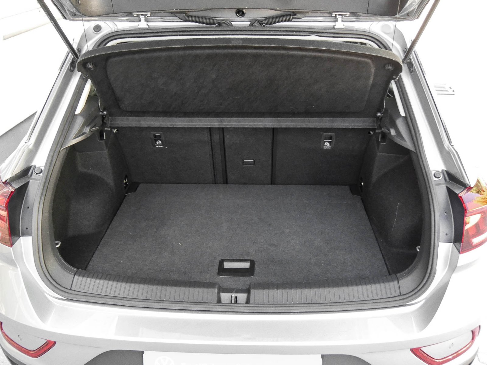 Volkswagen T-Roc 1.5 LIFE ACC LM17 SITZHZ CARPLAY/ANDROIDA.