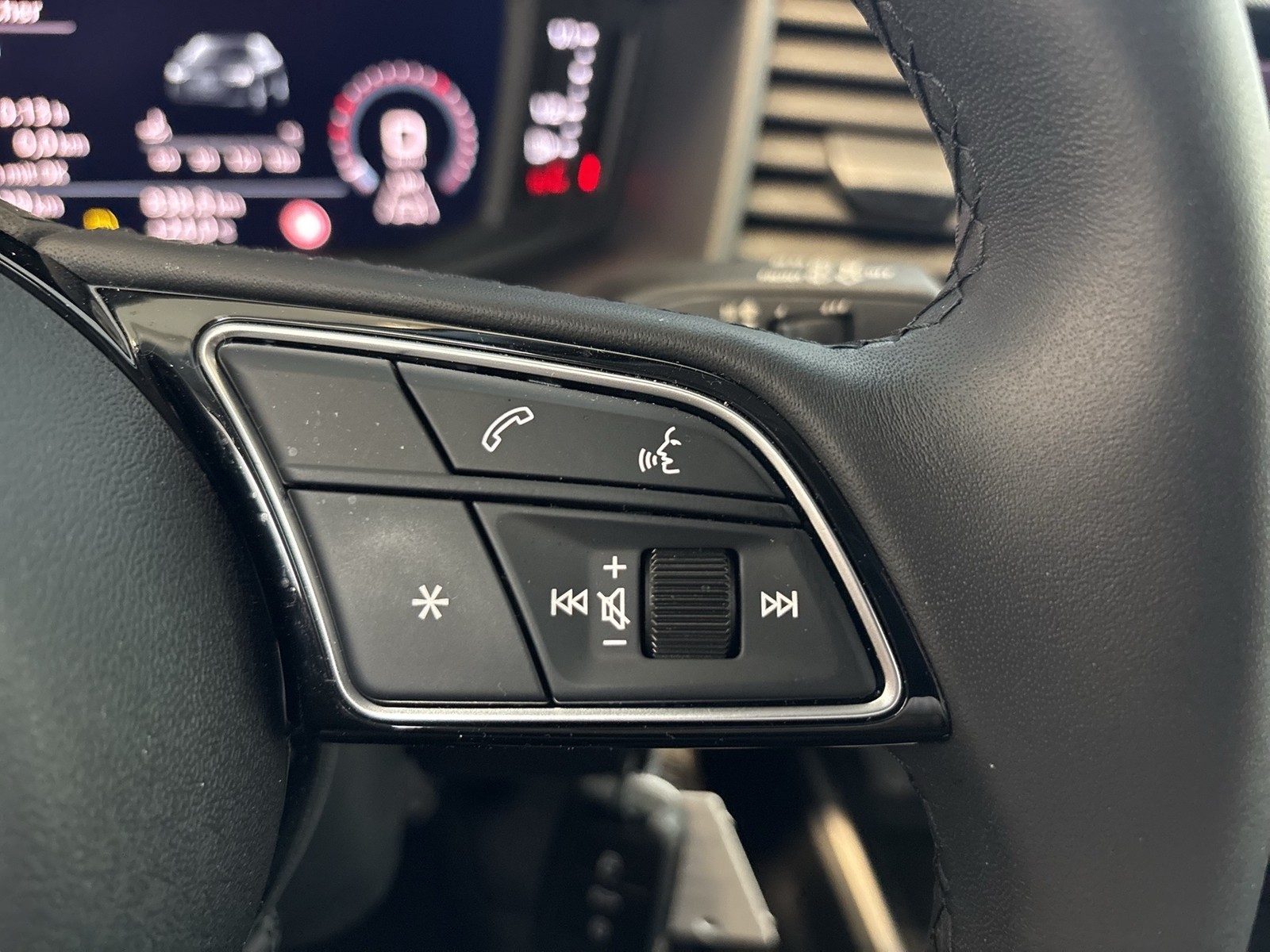 Audi A1 Sportback 30 S LINE CARPLAY ALU SITZHEIZ. DAB