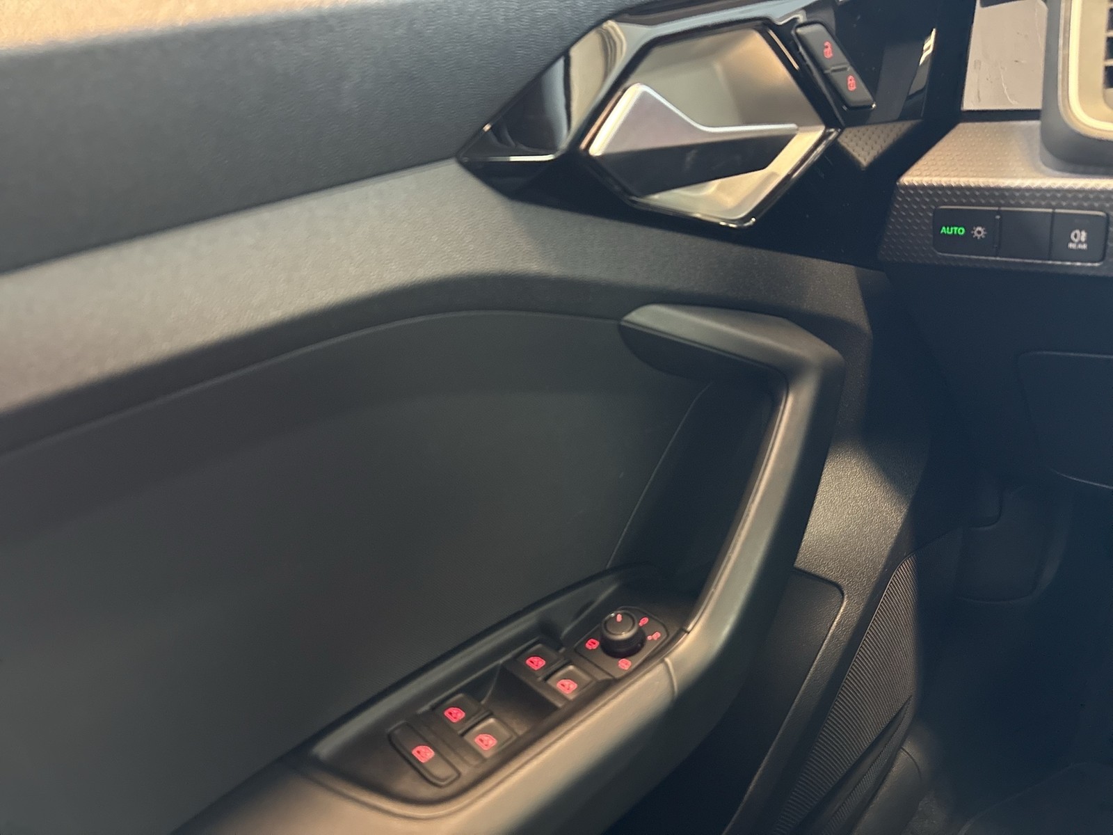 Audi A1 Sportback 30 S LINE CARPLAY ALU SITZHEIZ. DAB