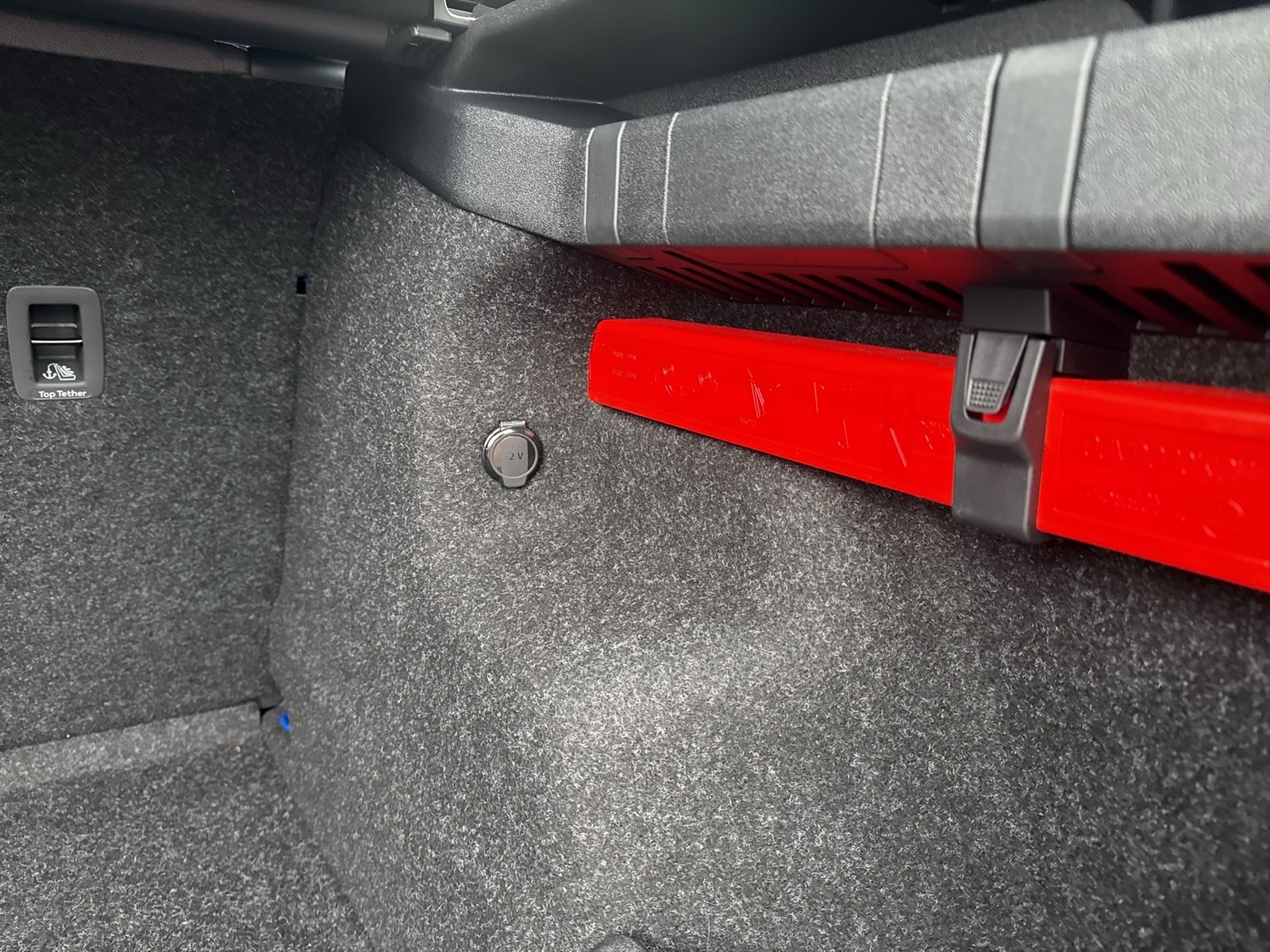 Skoda Enyaq 50 LOFT CAM LM19 NAVI LED KEYLESS-GO KLIMA