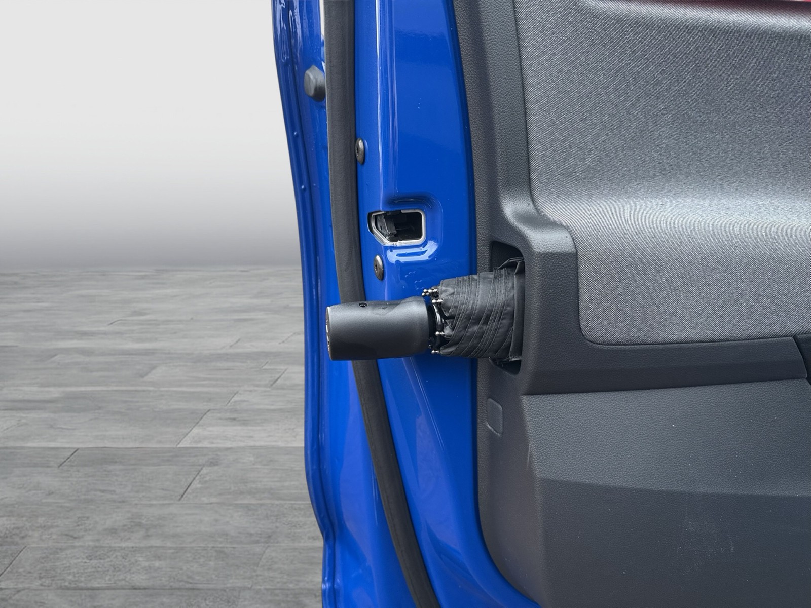 Skoda Enyaq 50 LOFT CAM LM19 NAVI LED KEYLESS-GO KLIMA