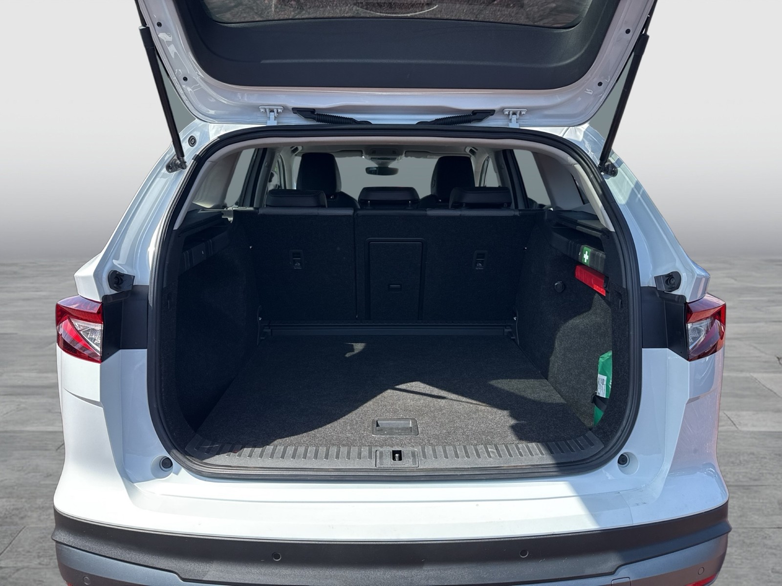 Skoda Enyaq 80x LOFT 4X4 WÄRMEPUMPE CAM ACC LM19 NAVI