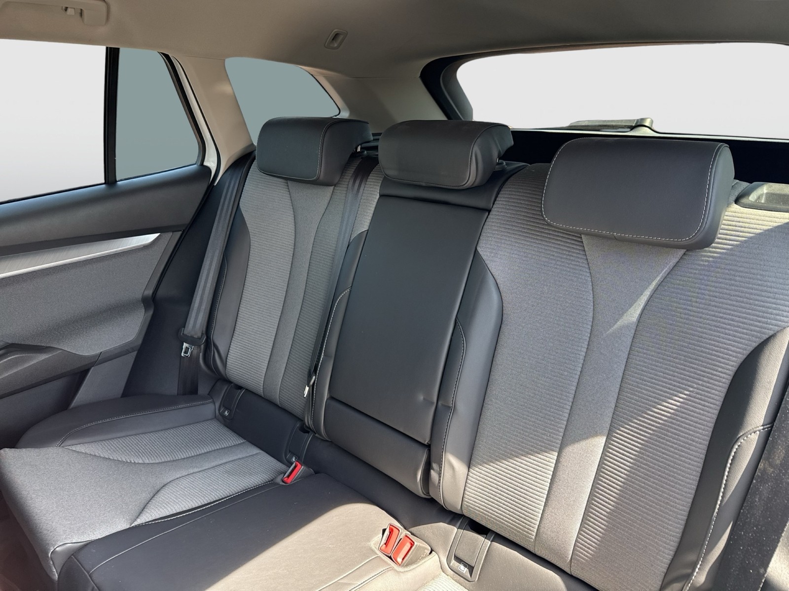 Skoda Enyaq 80x LOFT 4X4 WÄRMEPUMPE CAM ACC LM19 NAVI