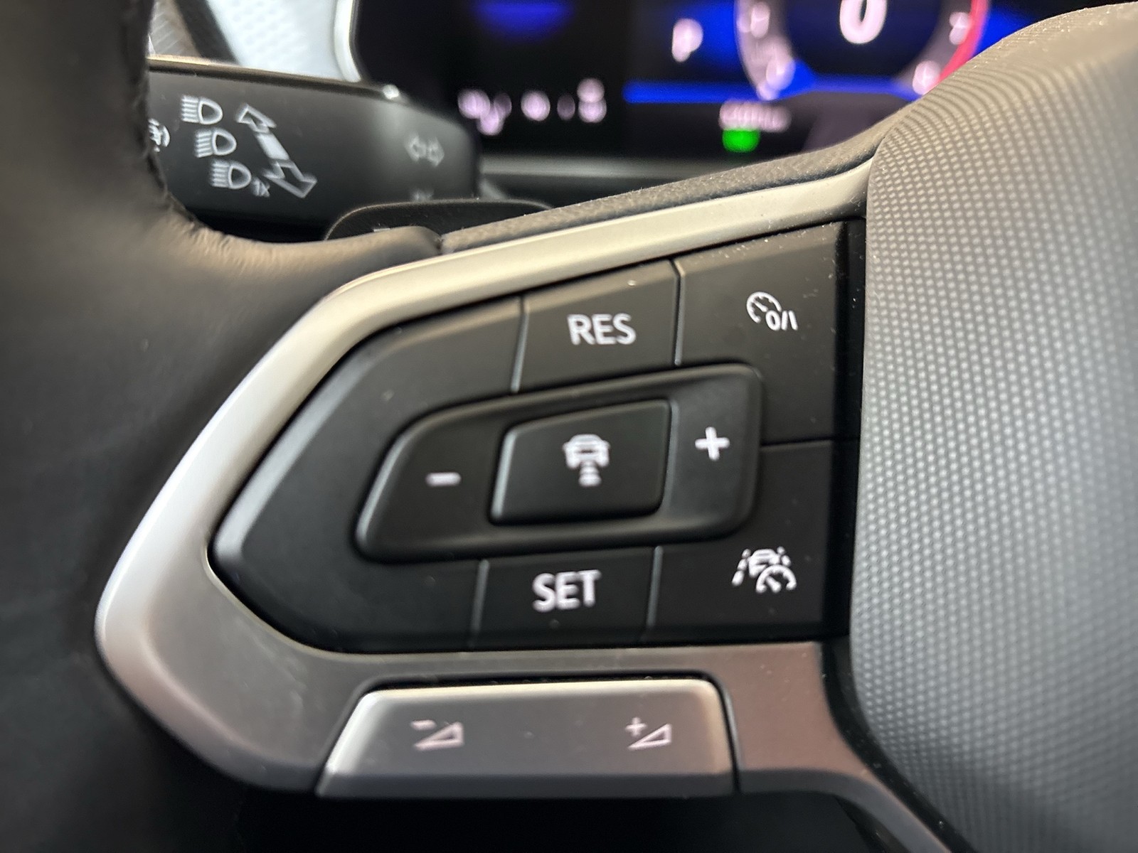 Volkswagen T-Cross 1.0 GOAL ACC CARPLAY ALU SITZHEIZUNG LED