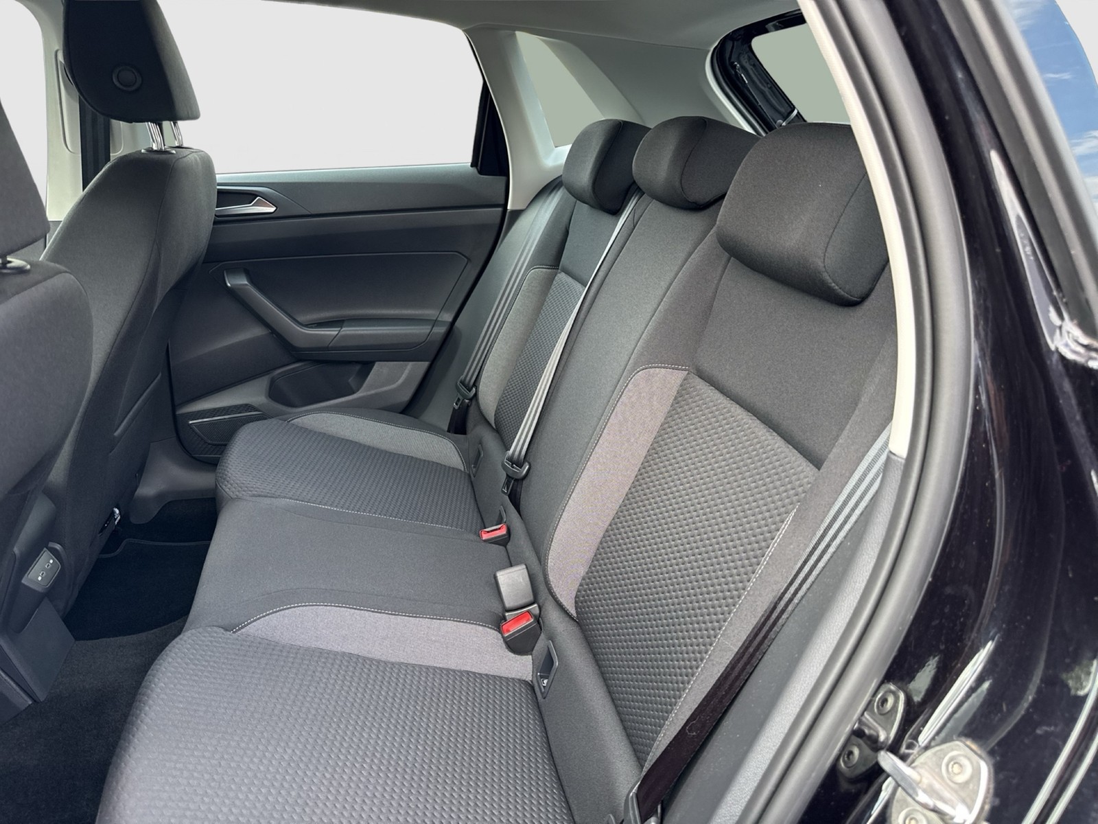 Volkswagen Polo 1.0 LIFE CAM CARPLAY EINPARKHILFE LED KLIMA