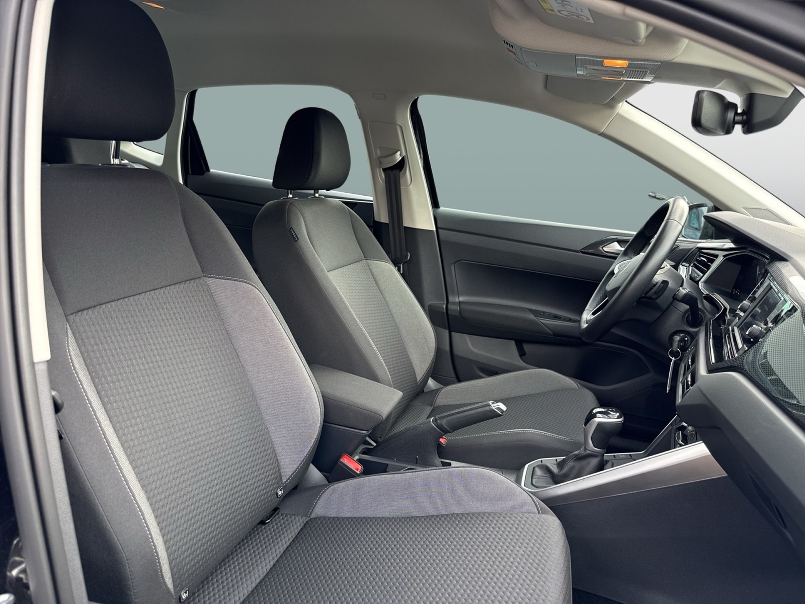 Volkswagen Polo 1.0 LIFE CAM CARPLAY EINPARKHILFE LED KLIMA