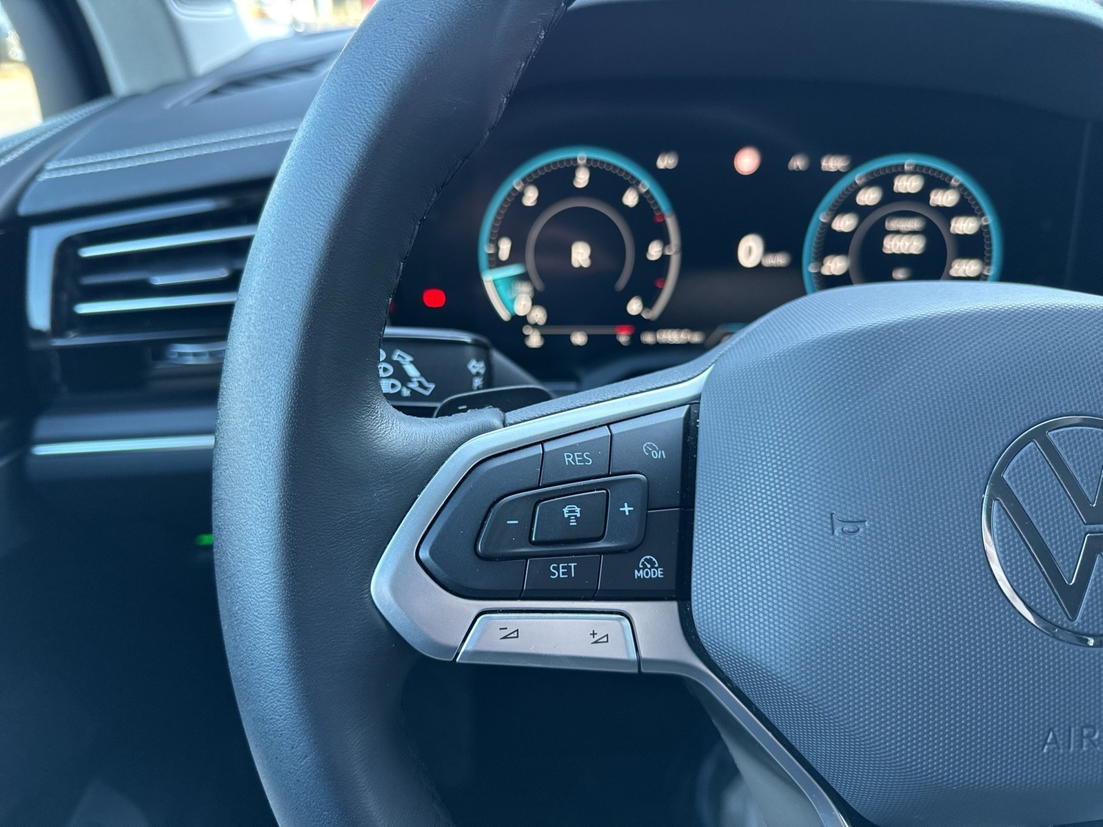 Volkswagen Touareg V6 AHK CAM ACC LM19 E-KLAPPE NAVI