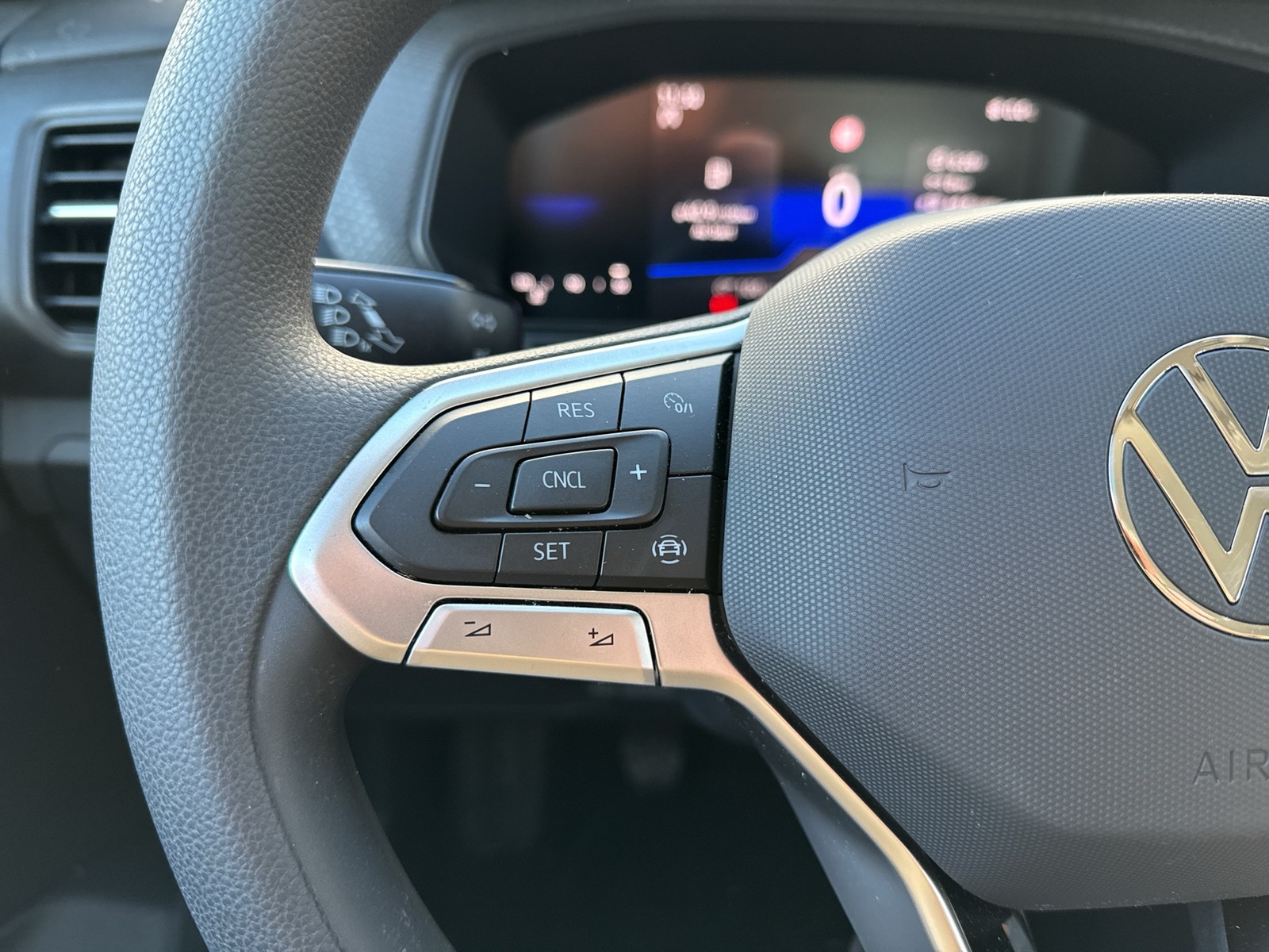 Volkswagen T-Cross 1.0 CARPLAY SITZHEIZUNG LED EINPARKHILFE