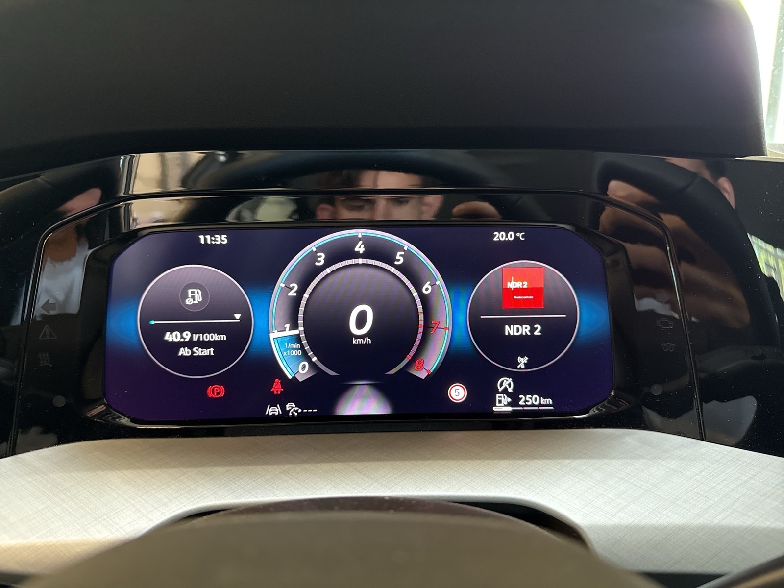Volkswagen Golf Variant VIII 1.5 LIFE ACC NAVI CARPLAY ALU