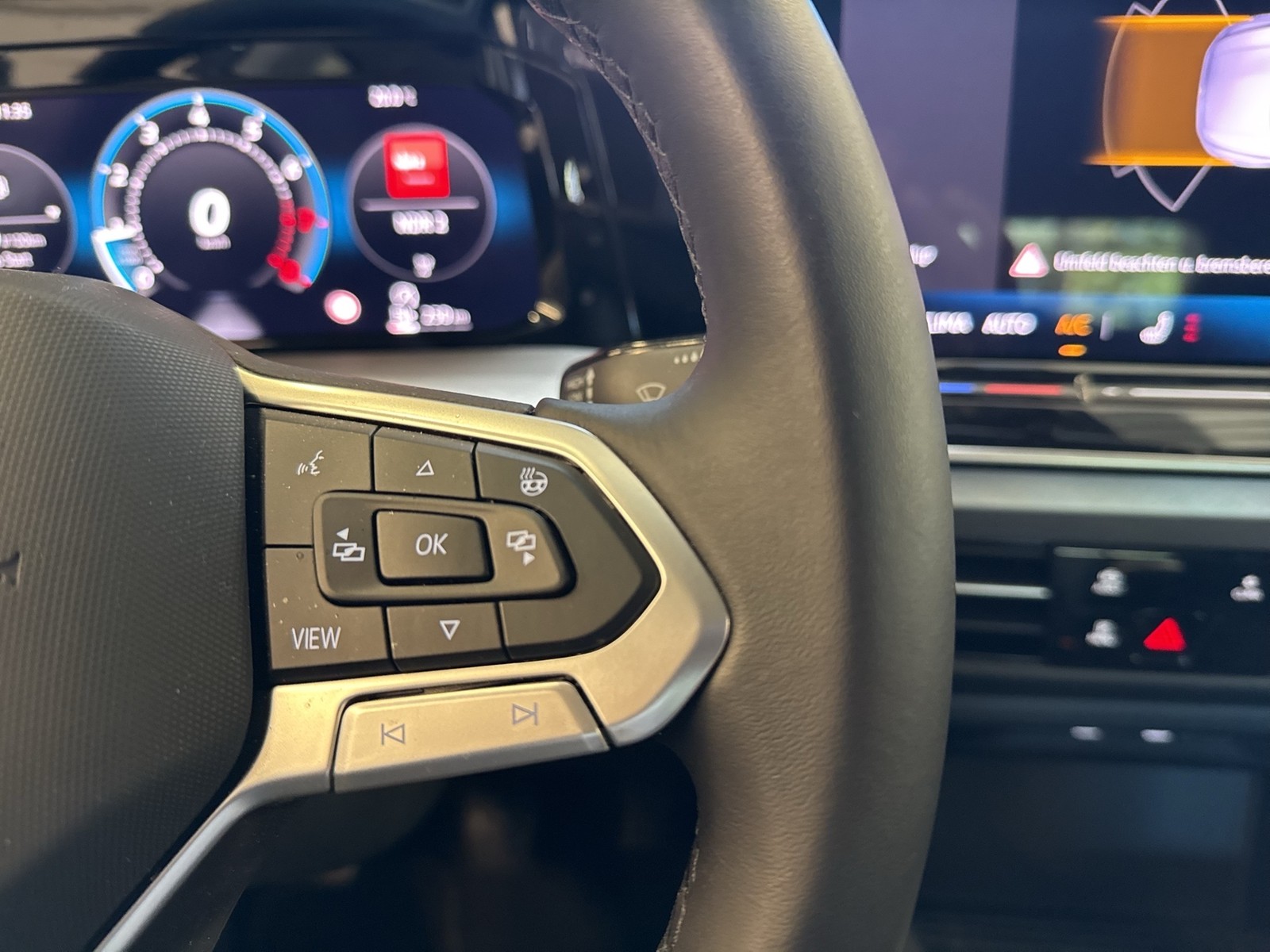 Volkswagen Golf Variant VIII 1.5 LIFE ACC NAVI CARPLAY ALU