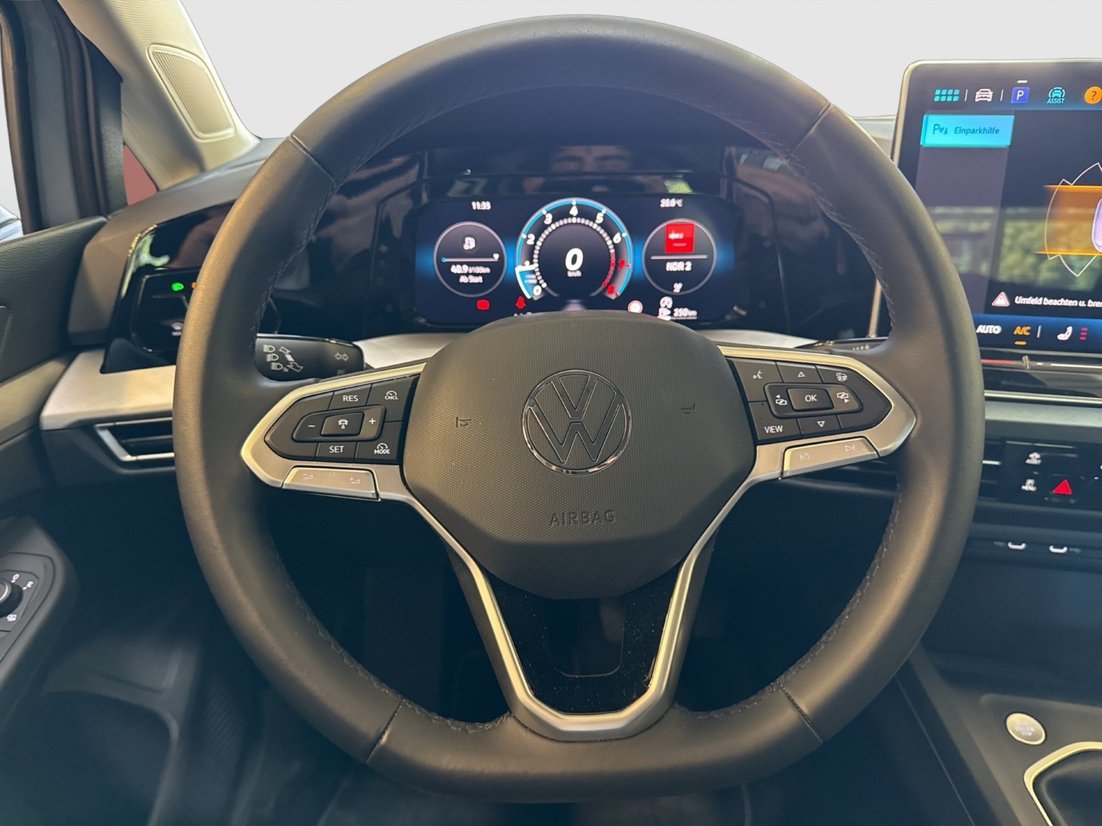 Volkswagen Golf Variant VIII 1.5 LIFE ACC NAVI CARPLAY ALU
