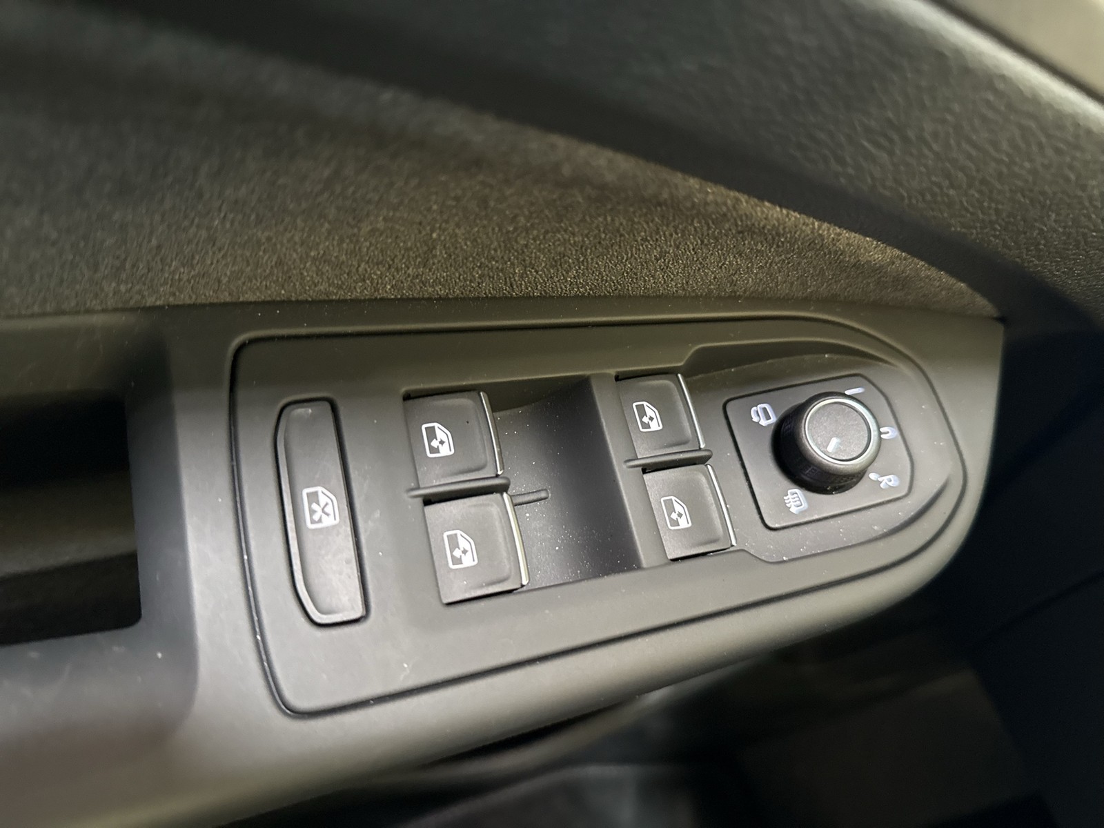 Volkswagen Golf Variant VIII 1.5 LIFE ACC NAVI CARPLAY ALU