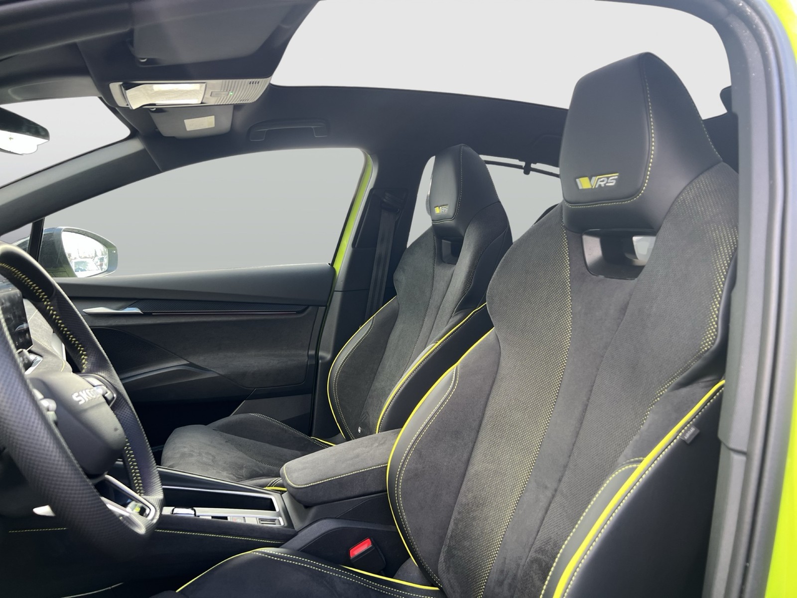 Skoda Enyaq Coupé RS 4X4 NEUES MODELL PANO AHK LM21