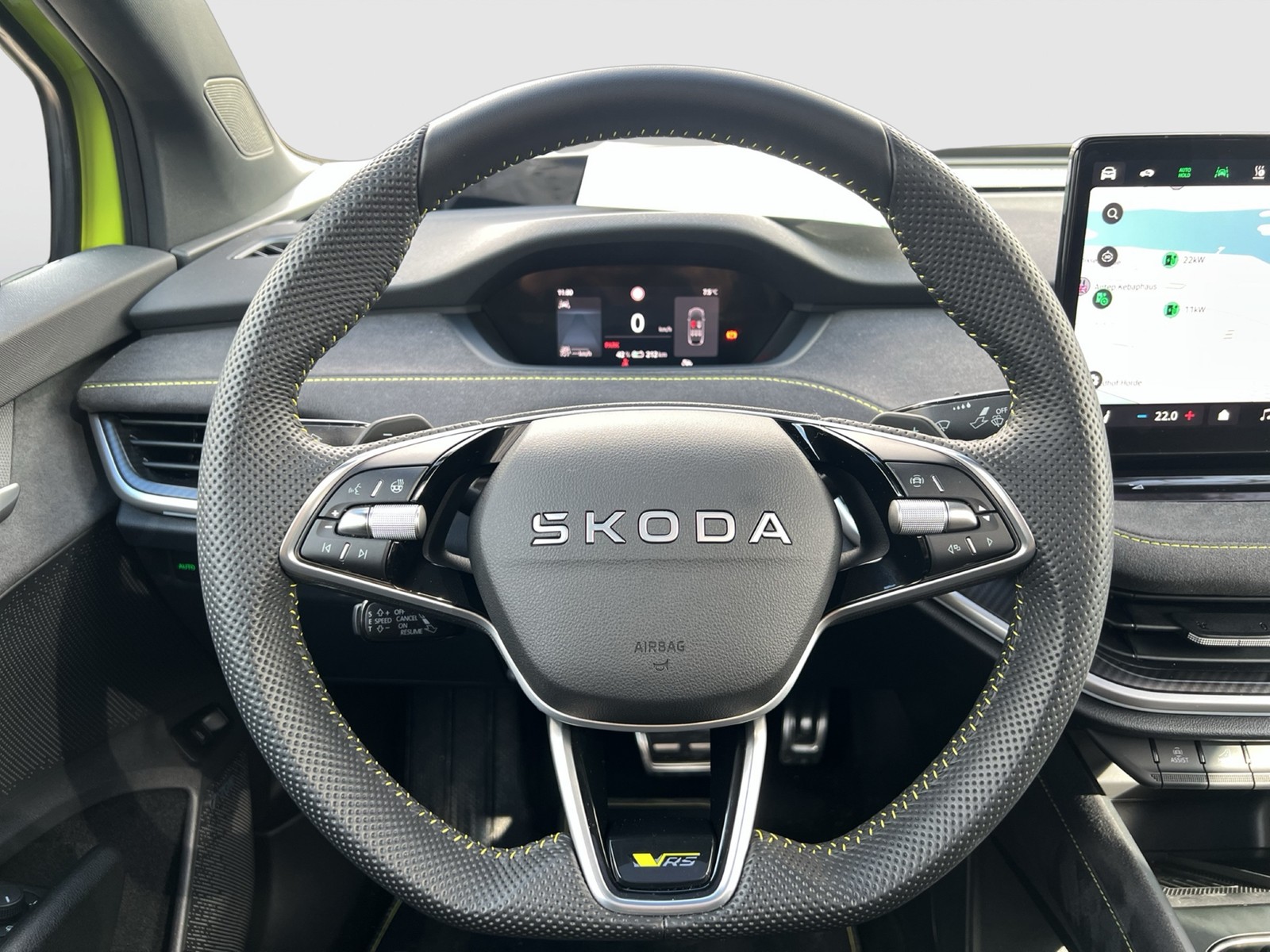 Skoda Enyaq Coupé RS 4X4 NEUES MODELL PANO AHK LM21