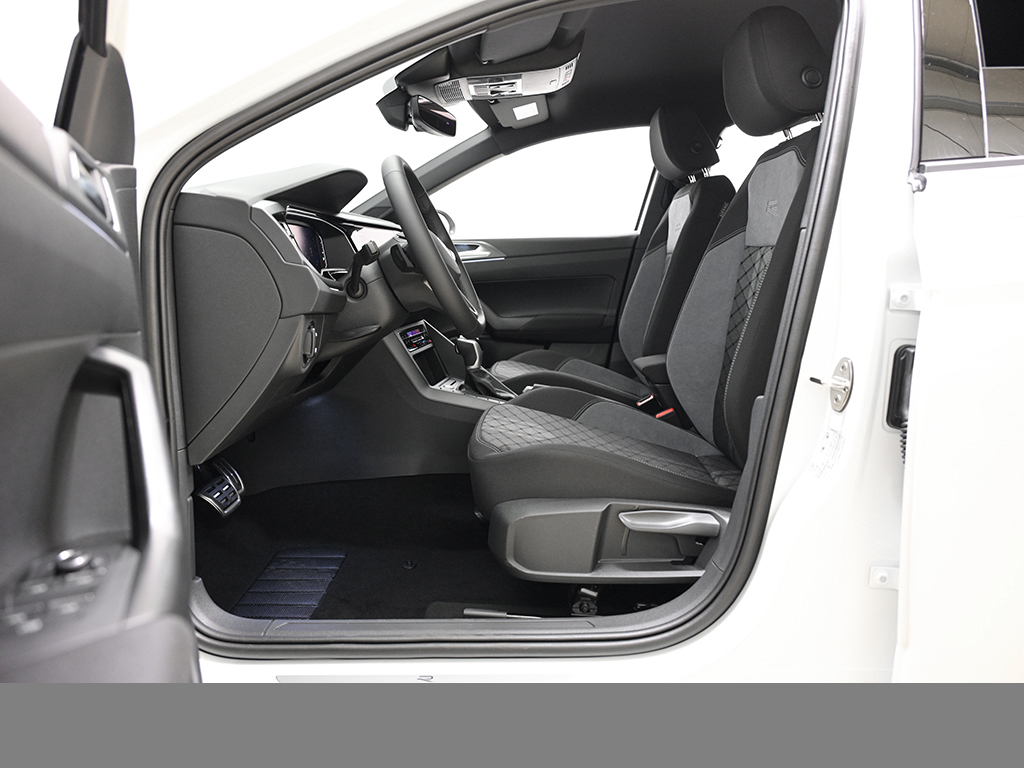 Volkswagen Taigo 1.0 R-LINE DSG