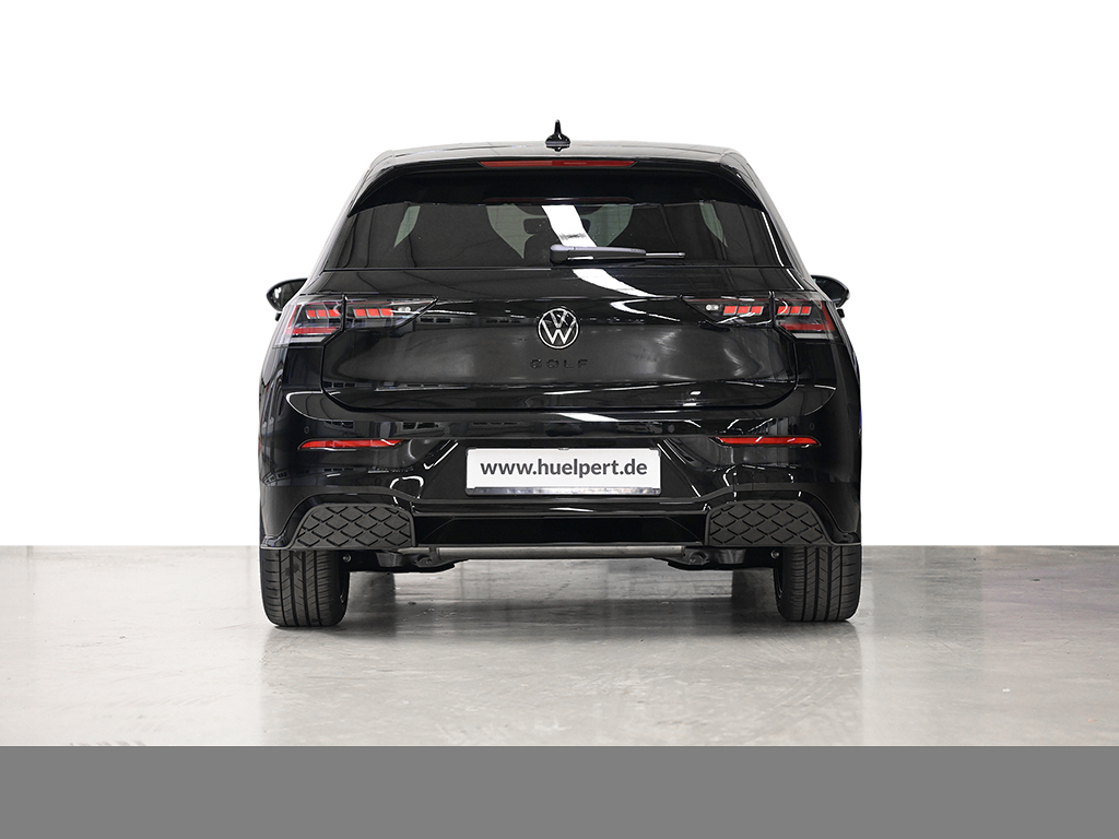 Volkswagen Golf 1.5 R-LINE DSG PANO BLACKSTYLE MATRIXLED