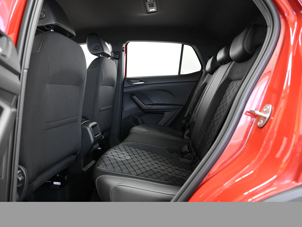 Volkswagen T-Cross 1.0 R-LINE DSG BLACKSTYLE NAVI KEYLESS