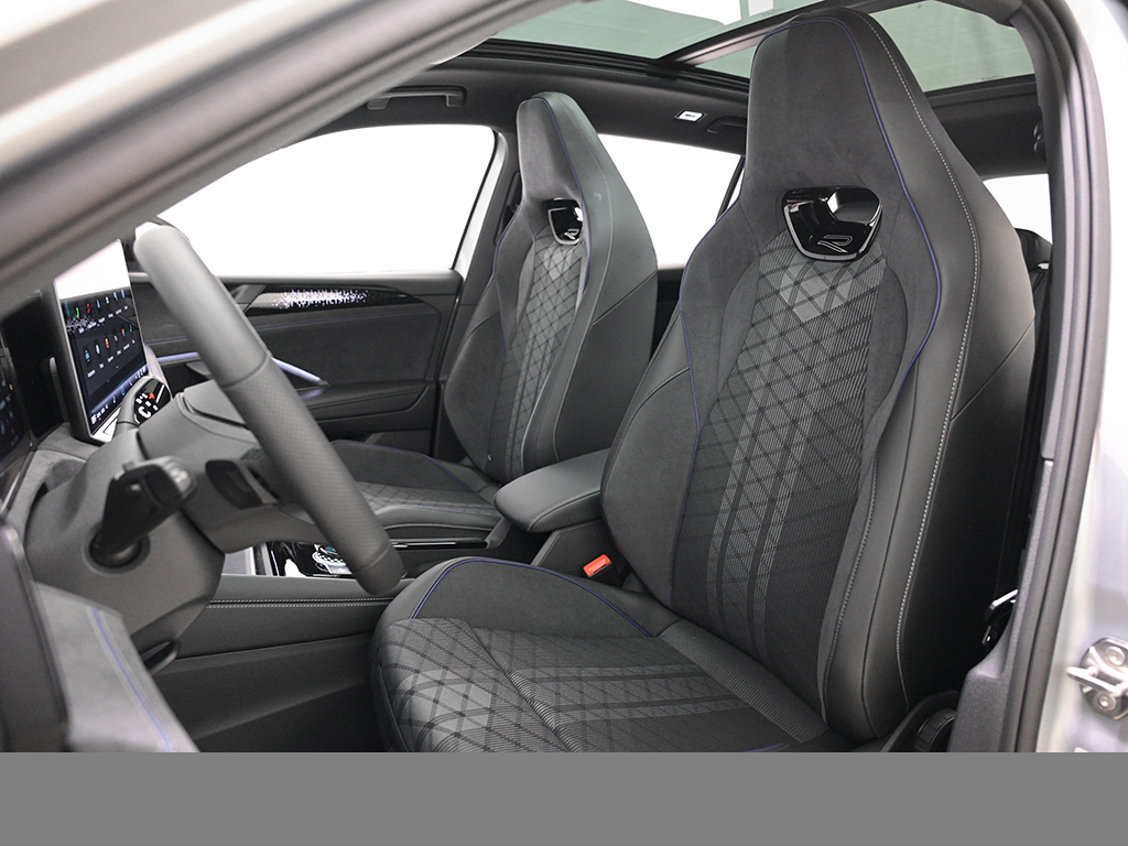 Volkswagen Tiguan 2.0 R-LINE DSG 4X4 PANO AHK MATRIXLED