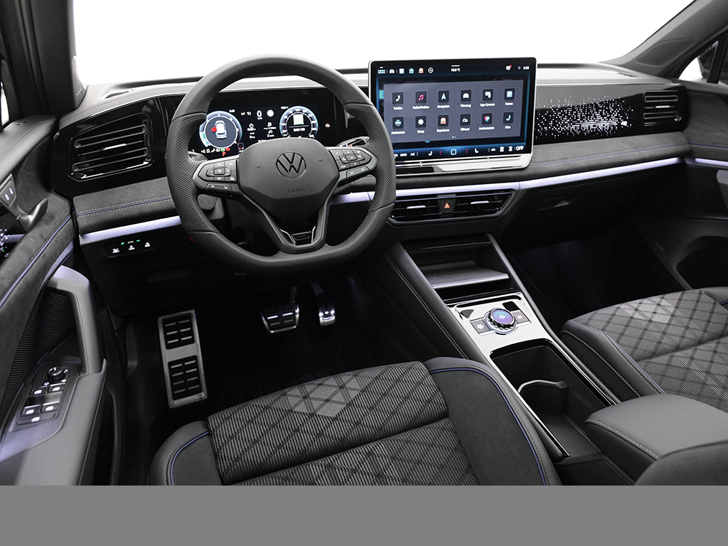 Volkswagen Tiguan 2.0 R-LINE DSG 4X4 PANO AHK MATRIXLED