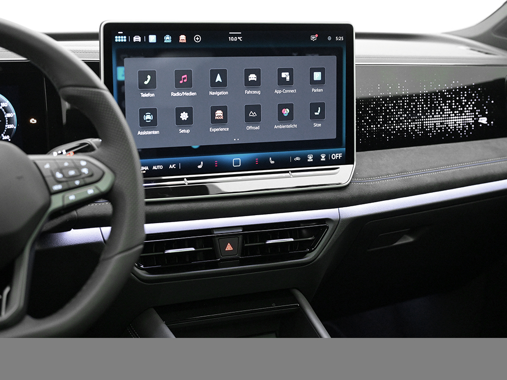 Volkswagen Tiguan 2.0 R-LINE DSG 4X4 PANO AHK MATRIXLED