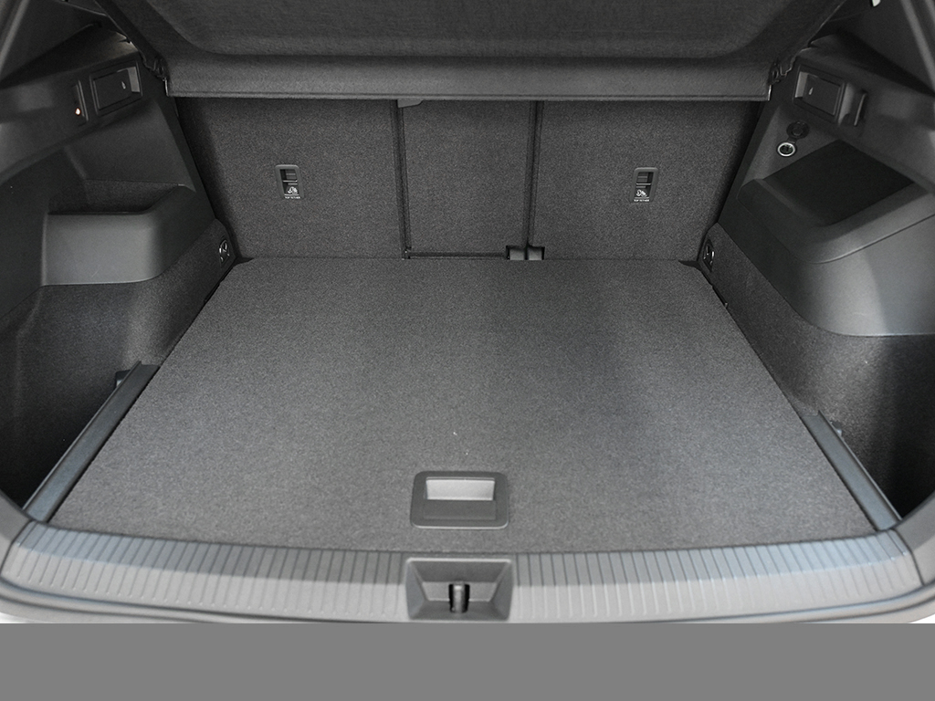 Volkswagen Tiguan 2.0 R-LINE DSG 4X4 PANO AHK MATRIXLED