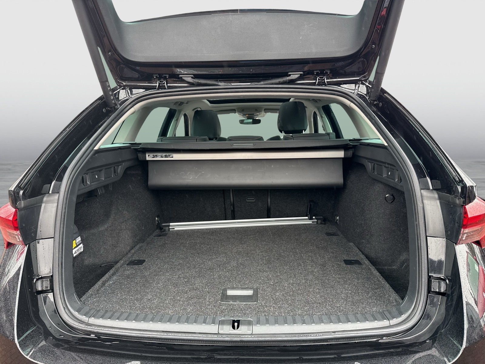 Skoda Octavia Combi 1.5 e-TEC SELECTION PANO 360°CAM