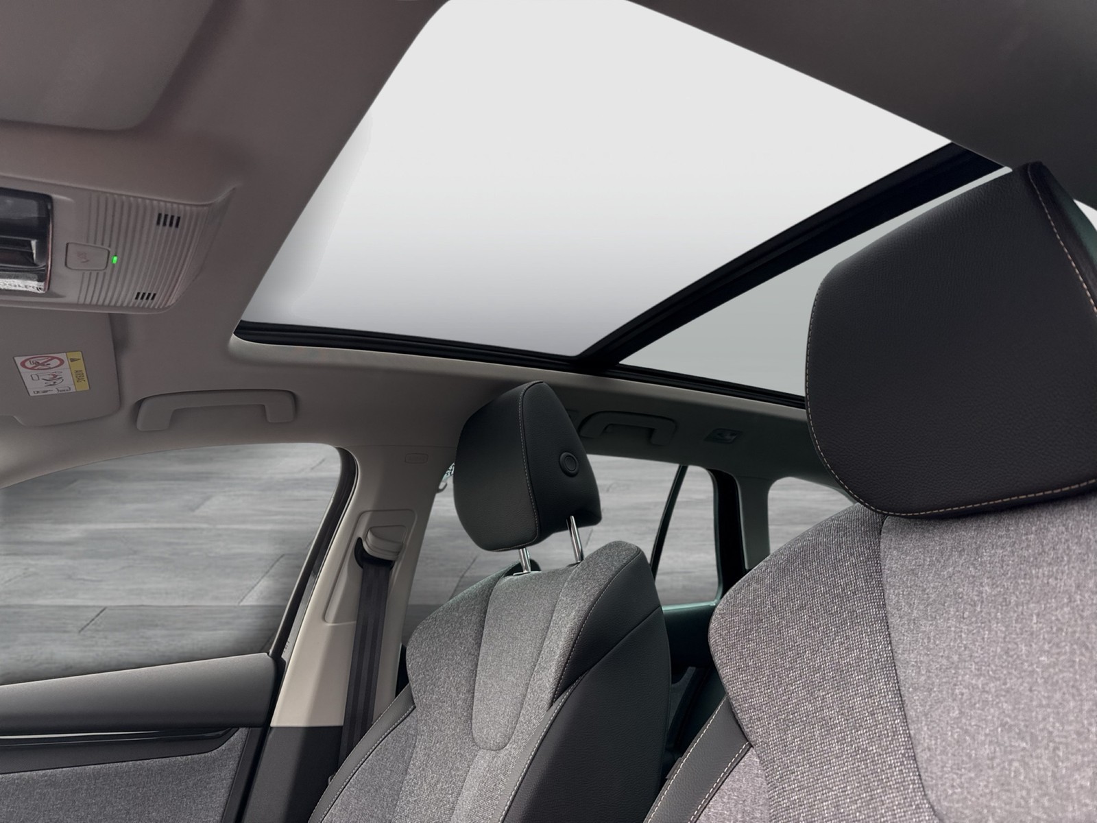 Skoda Octavia Combi 1.5 e-TEC SELECTION PANO 360°CAM