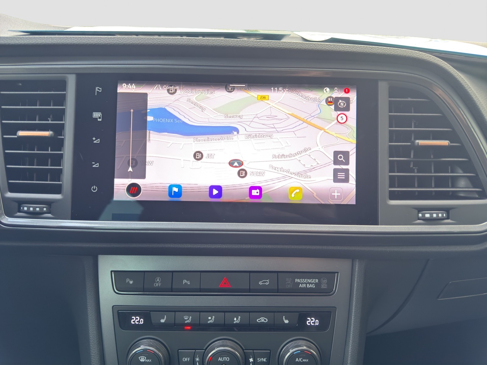 Cupra Ateca 1.5 DSG AHK PANO eKLAPPE CAM LM19 NAVI