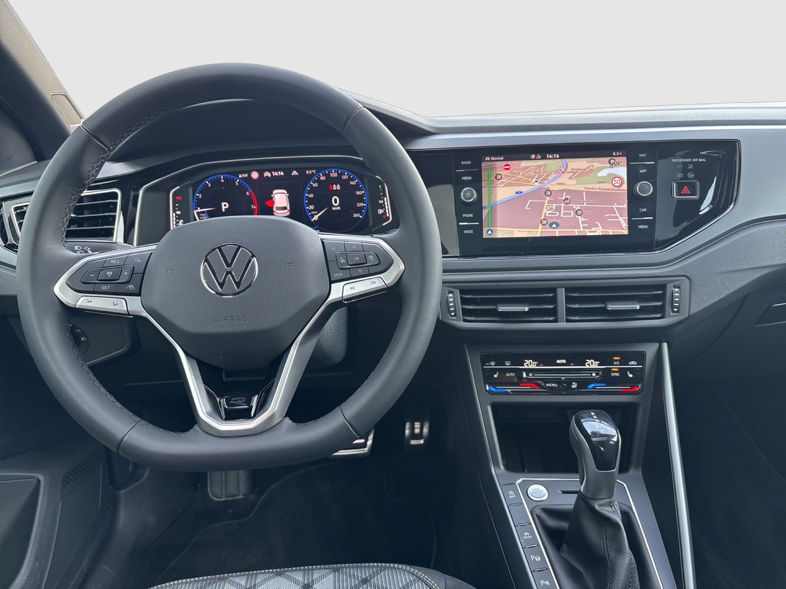 Volkswagen Polo 1.0 R-LINE DSG PANO NAVI SPORTPAKET