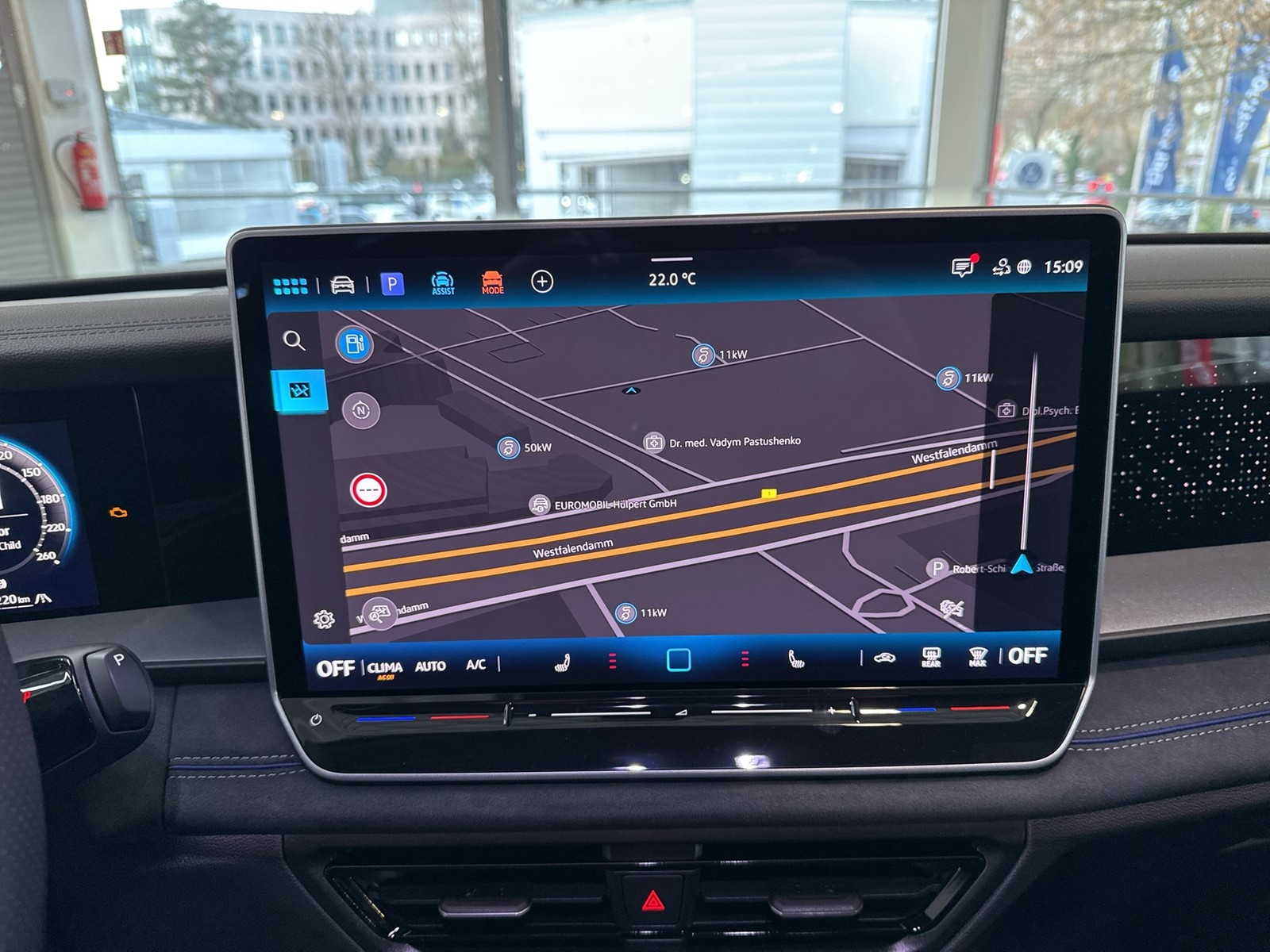 Volkswagen Tayron 2.0 R-LINE DSG 4X4 PANO AHK 7SITZE LM20