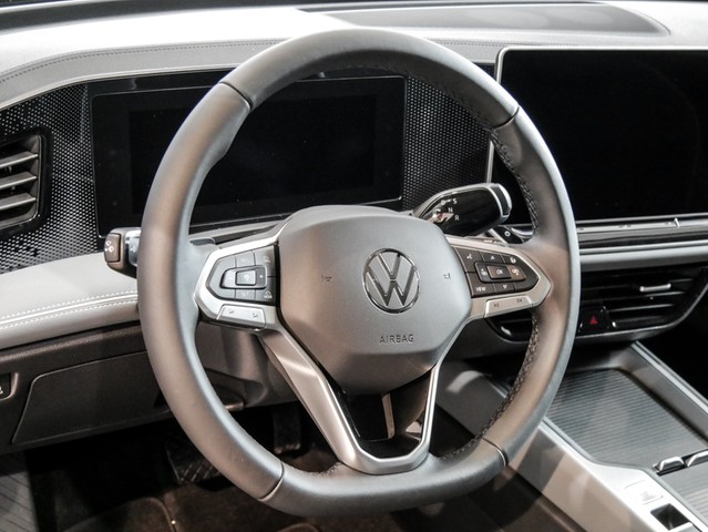 Volkswagen Passat Variant 1.5 eTSI Business NAVI AHK CAM LM18