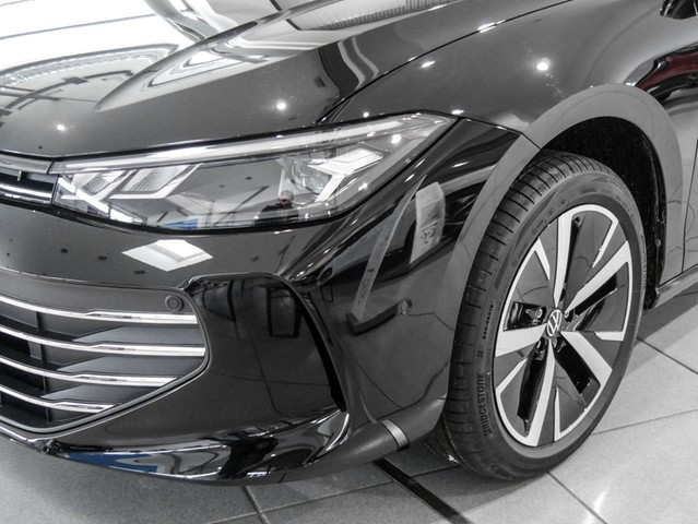 Volkswagen Passat Variant 1.5 eTSI Business NAVI AHK CAM LM18