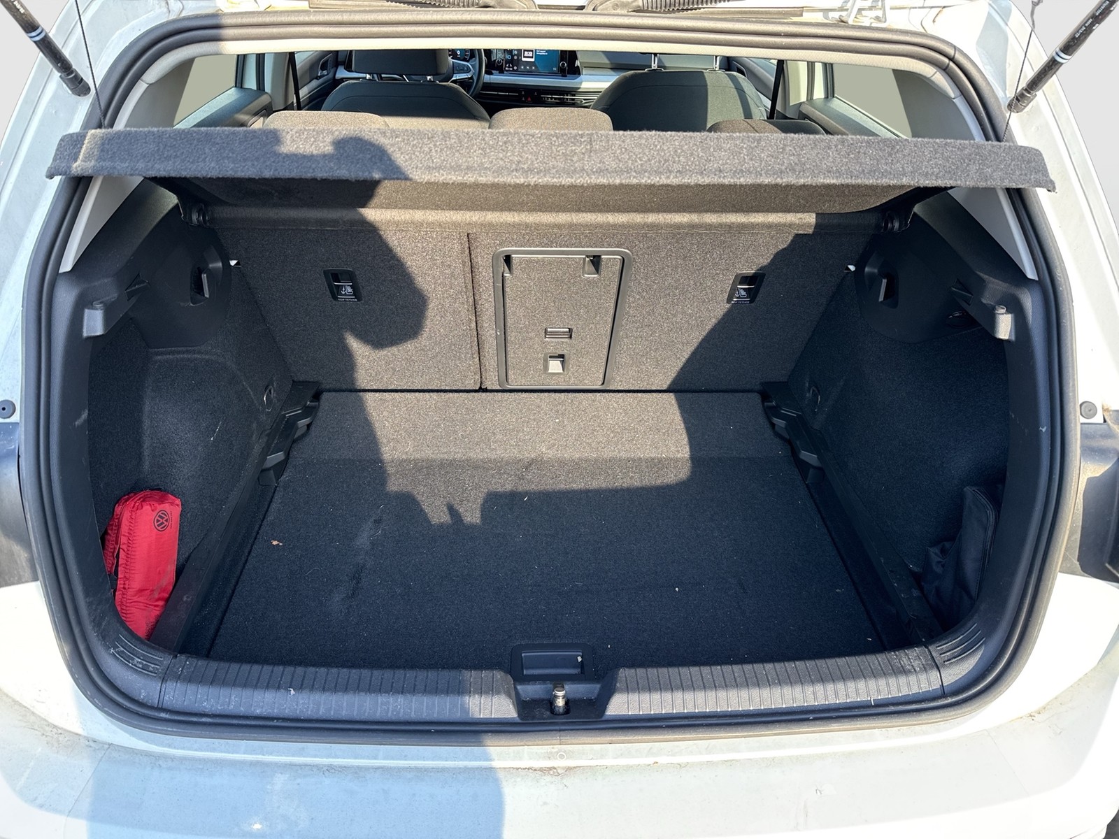 Volkswagen Golf VIII 2.0 LIFE ACC CARPLAY ALU SITZHEIZUNG