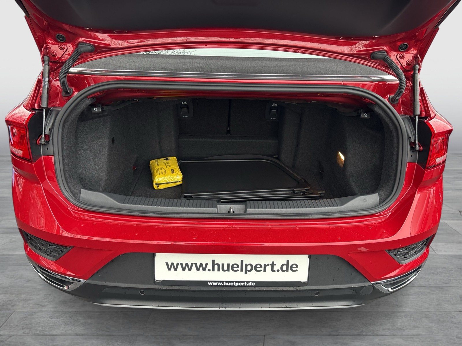 Volkswagen T-Roc Cabriolet 1.5 STYLE CAM LM17 CARPLAY DAB+