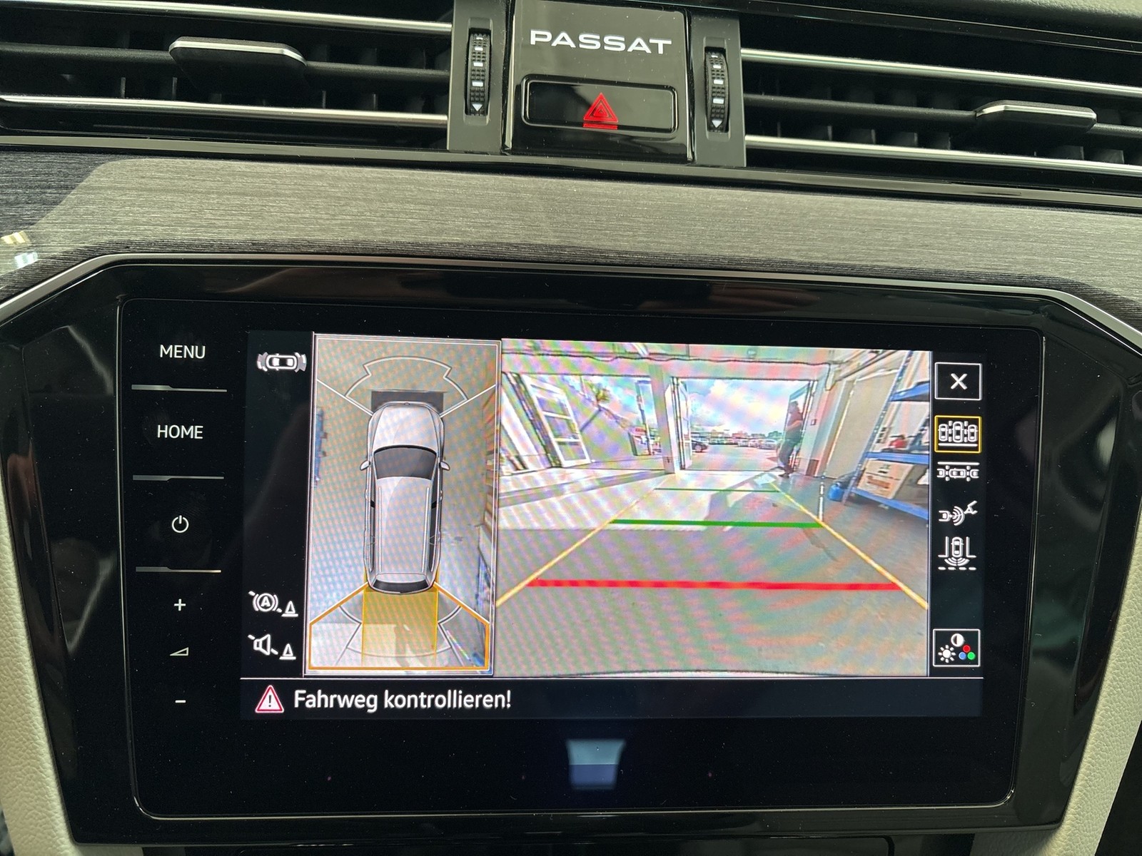 Volkswagen Passat Variant 2.0 ELEGANCE LEDER PANO STANDHZ.