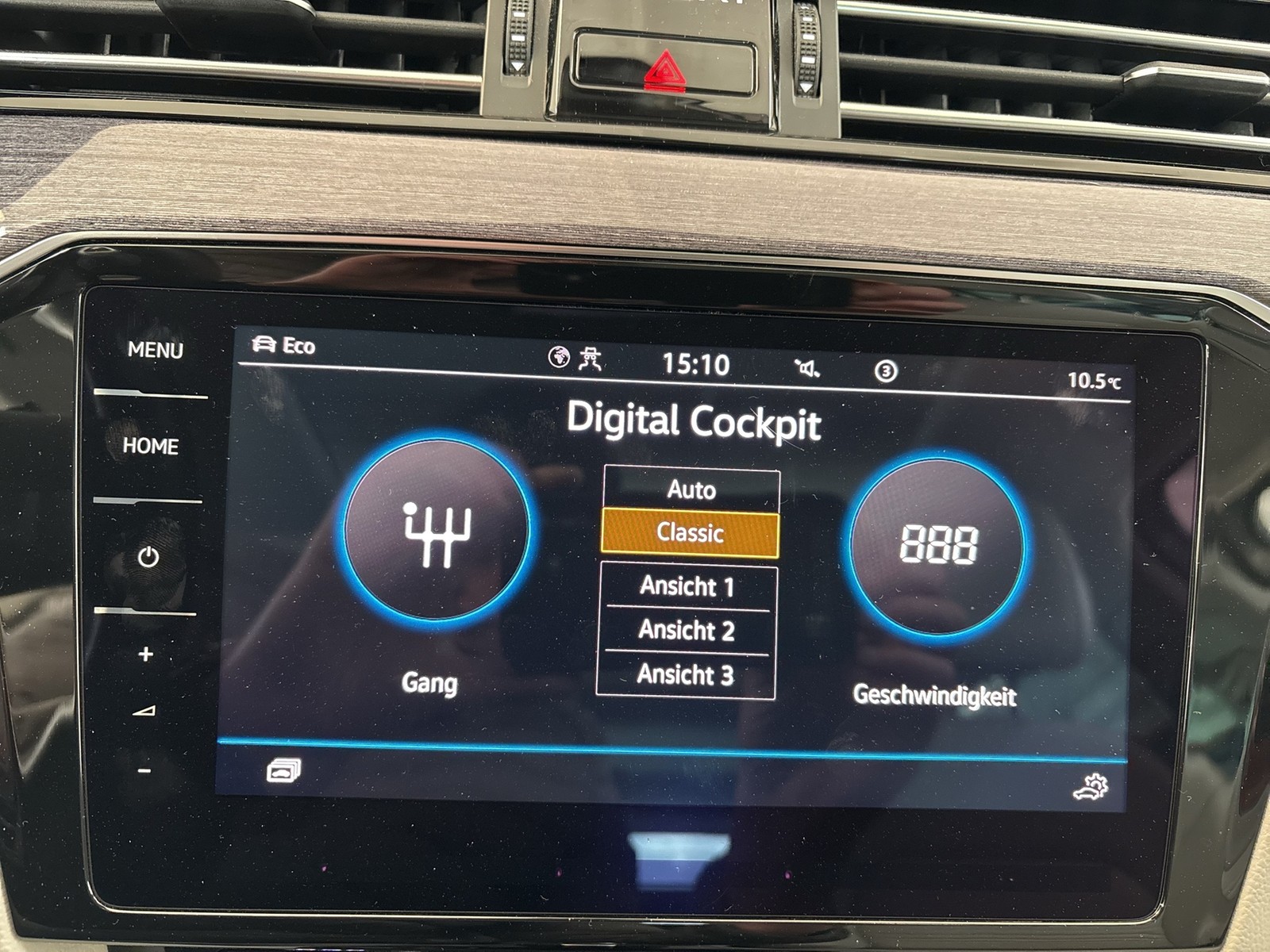 Volkswagen Passat Variant 2.0 ELEGANCE LEDER PANO STANDHZ.