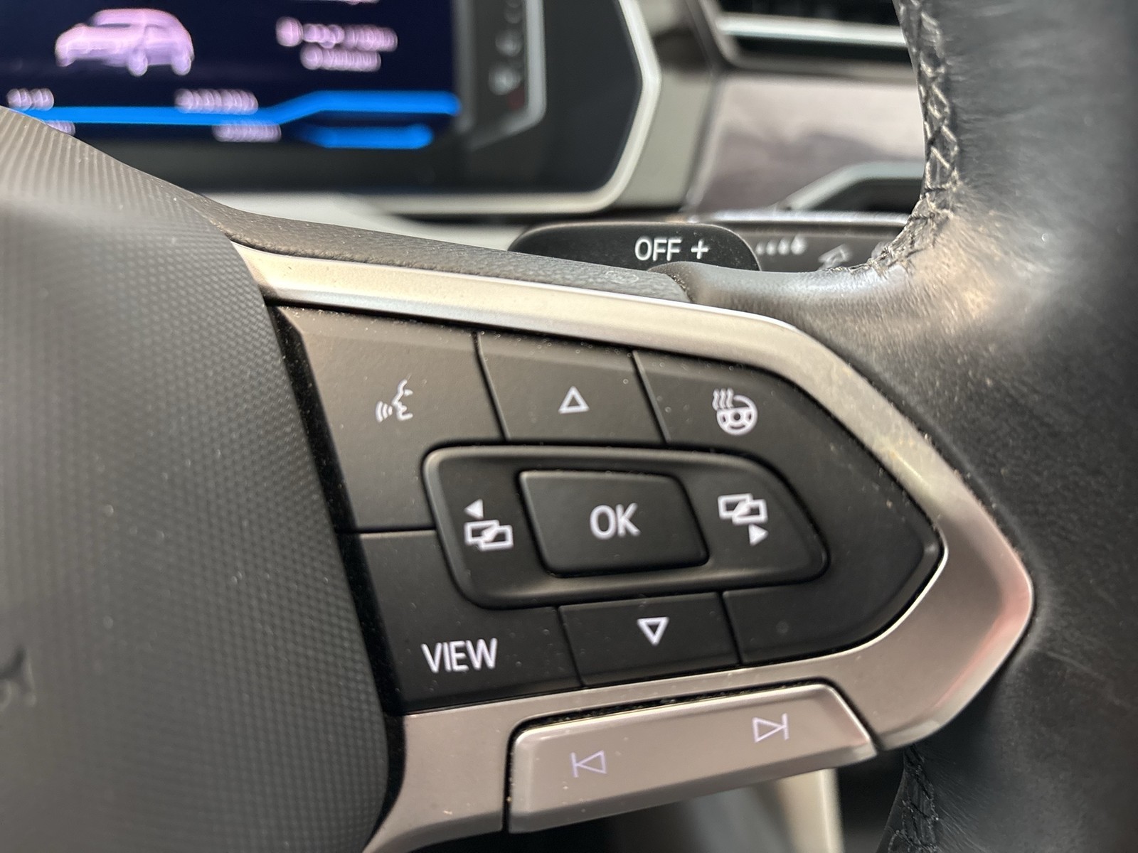 Volkswagen Passat Variant 2.0 ELEGANCE LEDER PANO STANDHZ.