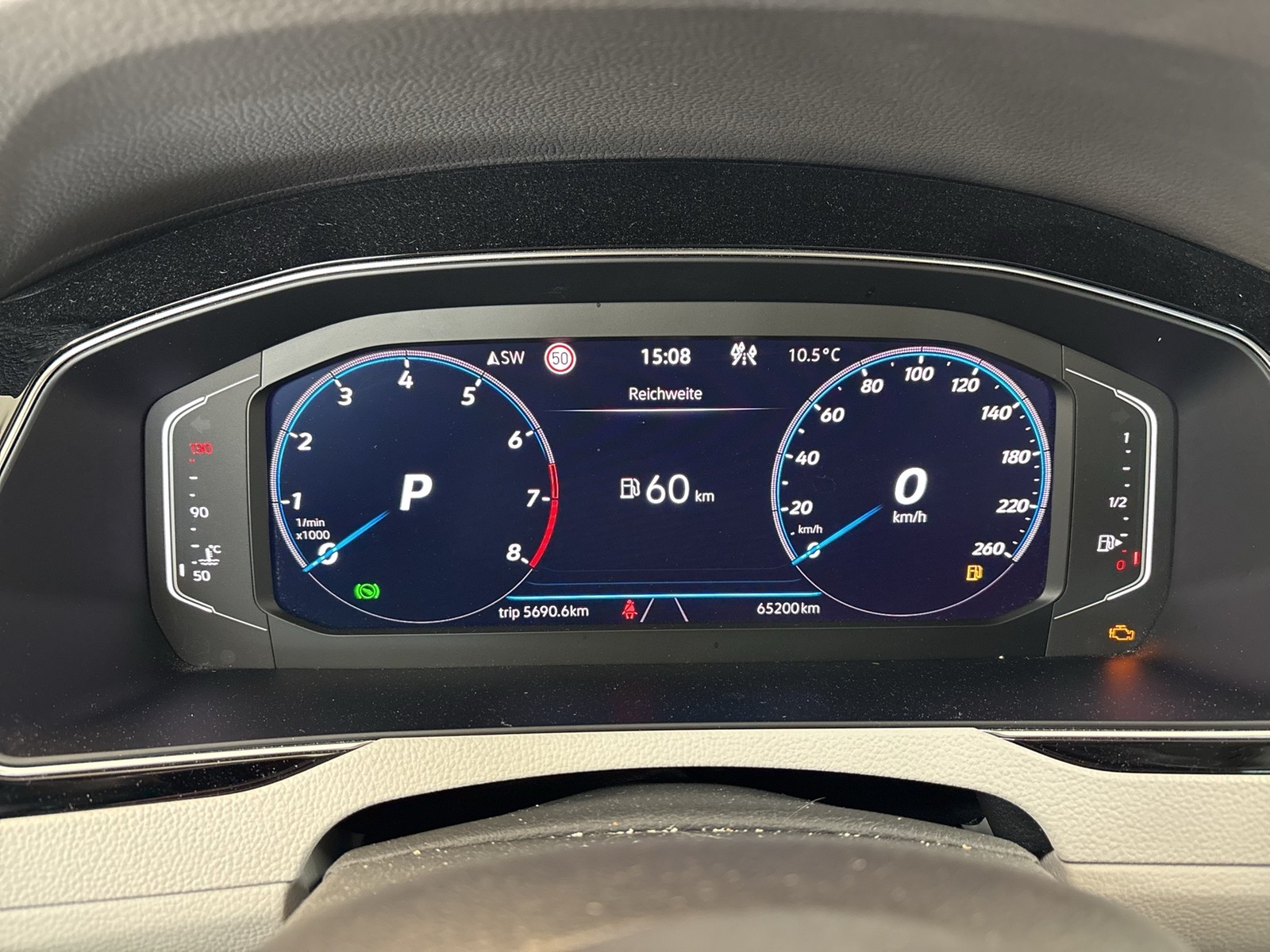 Volkswagen Passat Variant 2.0 ELEGANCE LEDER PANO STANDHZ.