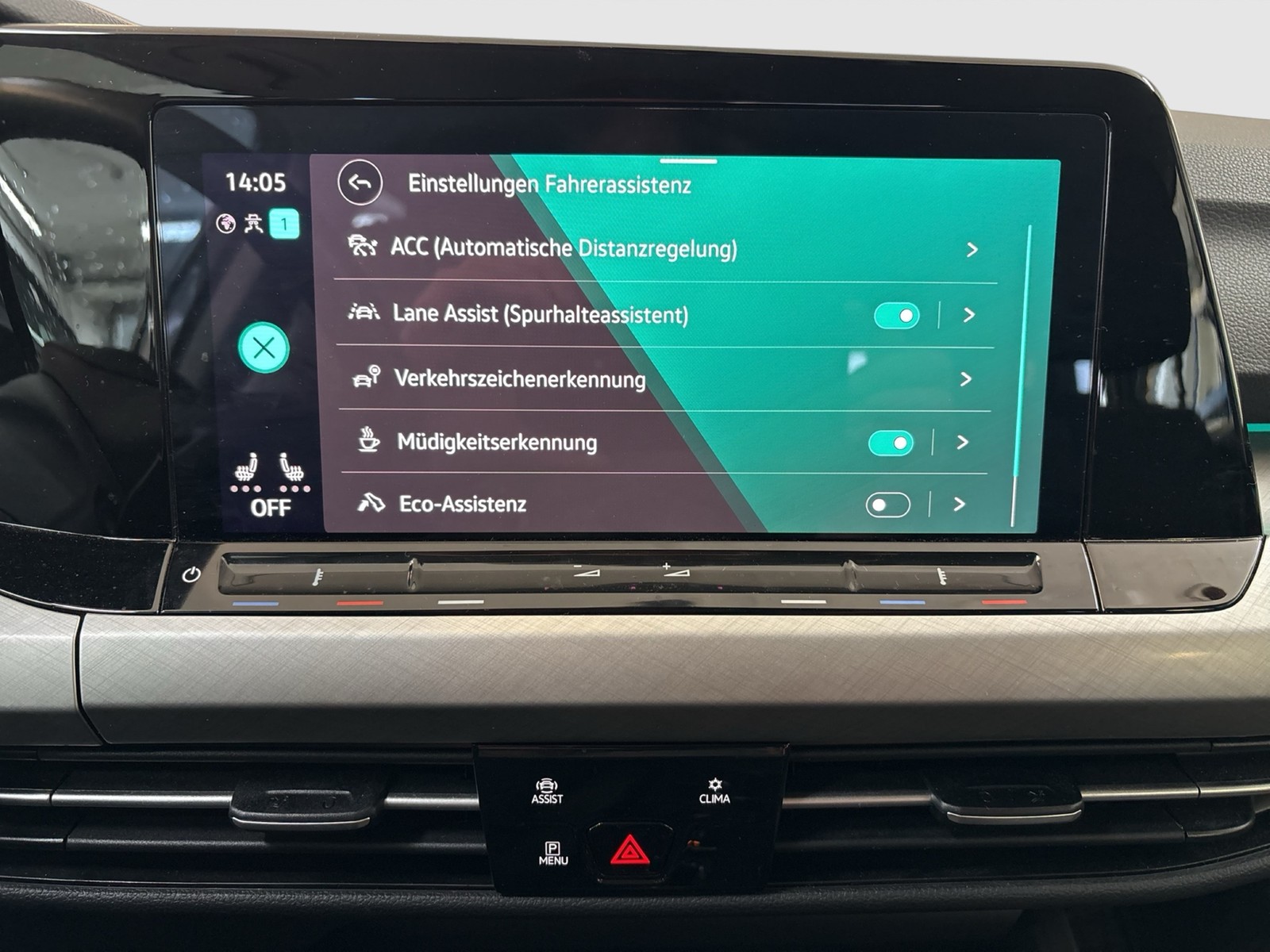 Volkswagen Golf Variant VIII 2.0 LIFE ACC NAVI CARPLAY ALU