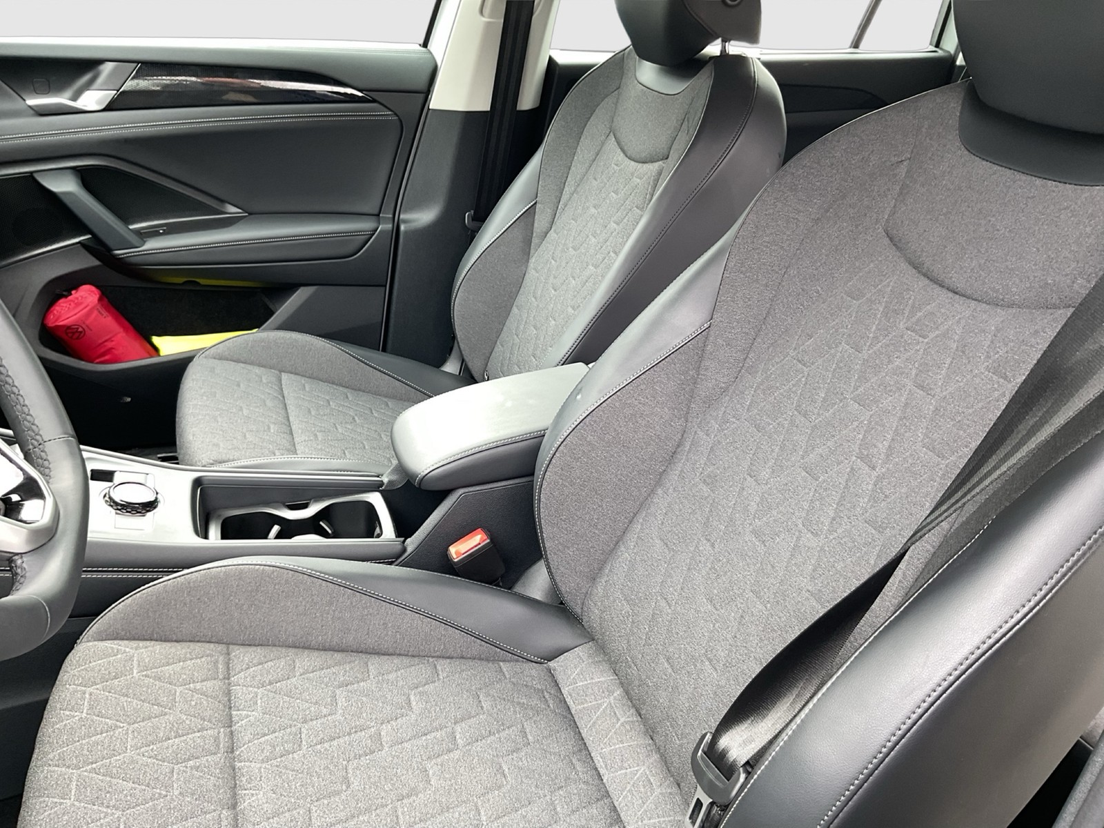 Volkswagen Tayron 1.5 HYBRID LIFE AHK CAM ACC LM18 LED+ NAVI