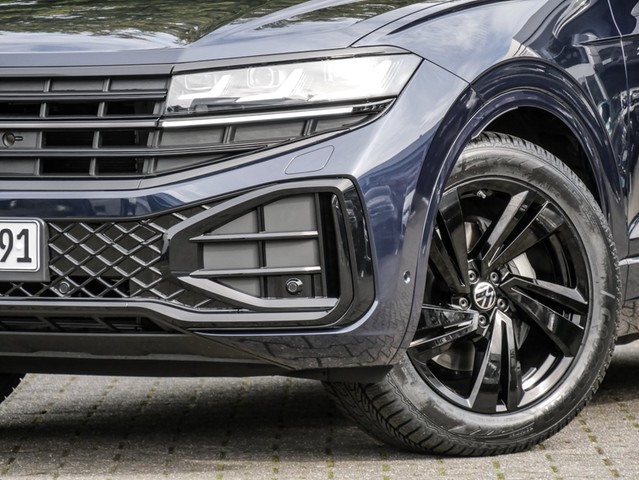 Volkswagen Touareg V6 R-LINE BLACK STYLE PANO STANDHZ. LM22