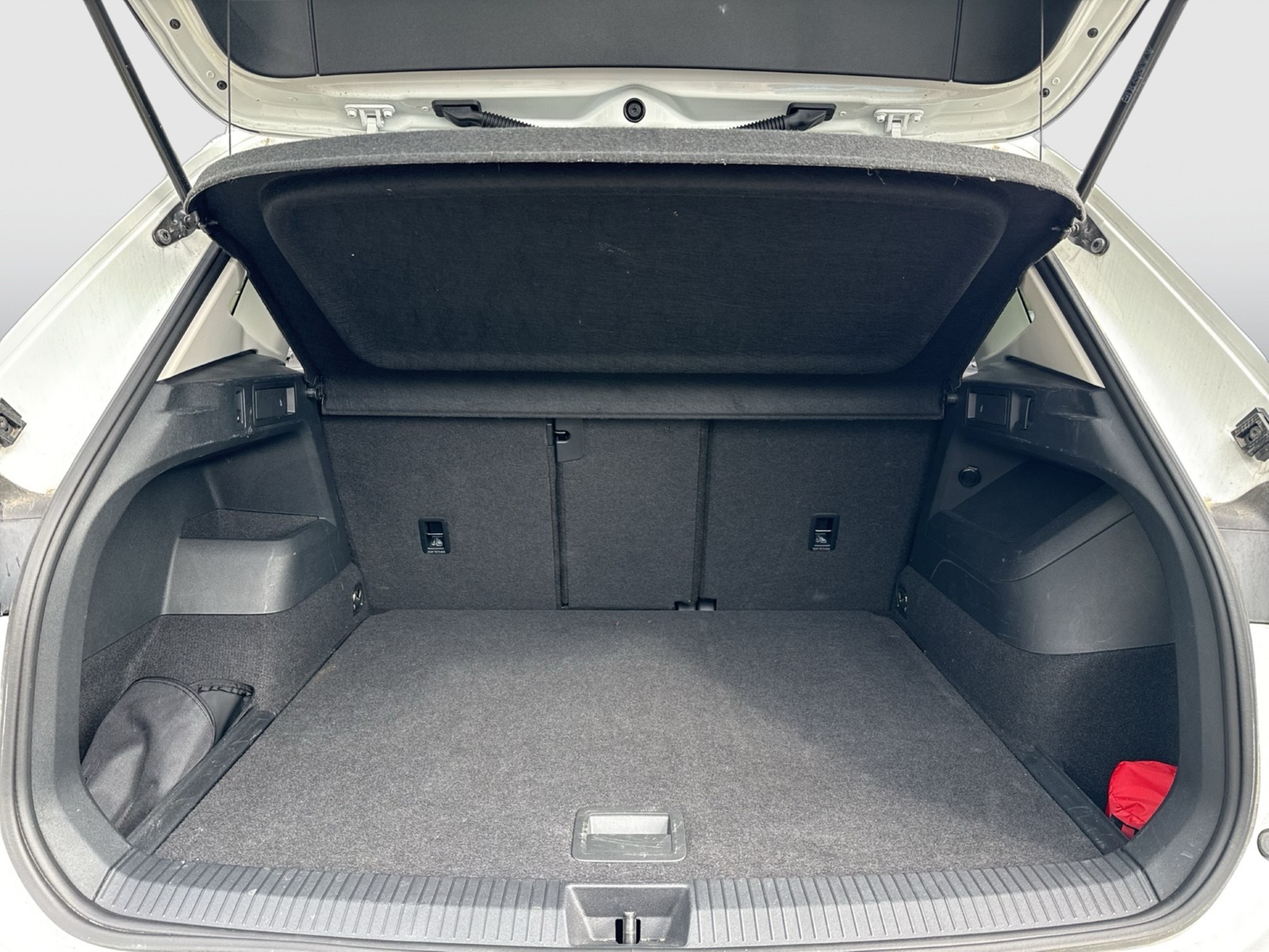 Volkswagen Tiguan 1.5 eTSI GOAL AHK 360°CAM ACC LM18 NAVI