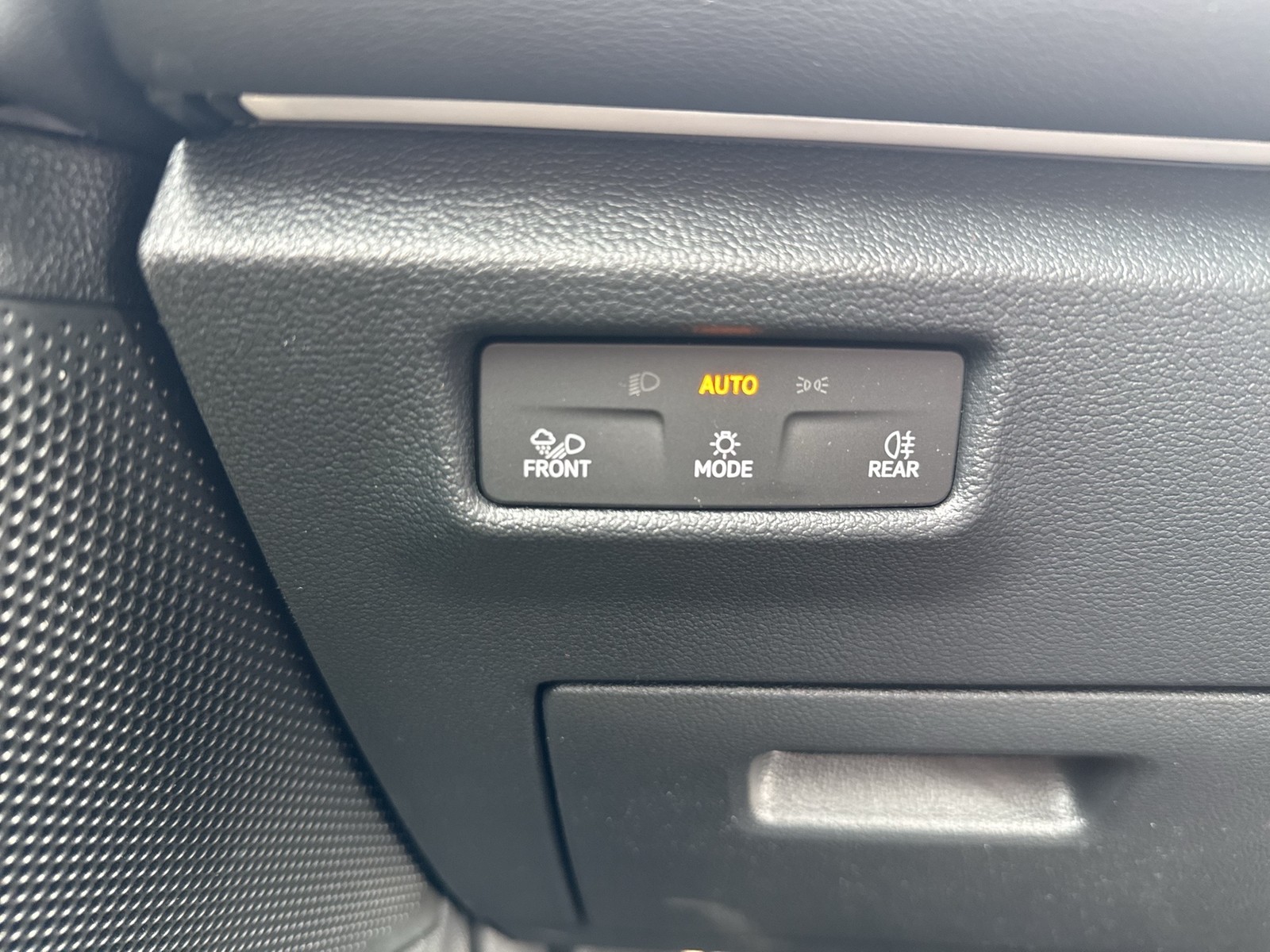 Volkswagen Tiguan 1.5 eTSI GOAL AHK 360°CAM ACC LM18 NAVI