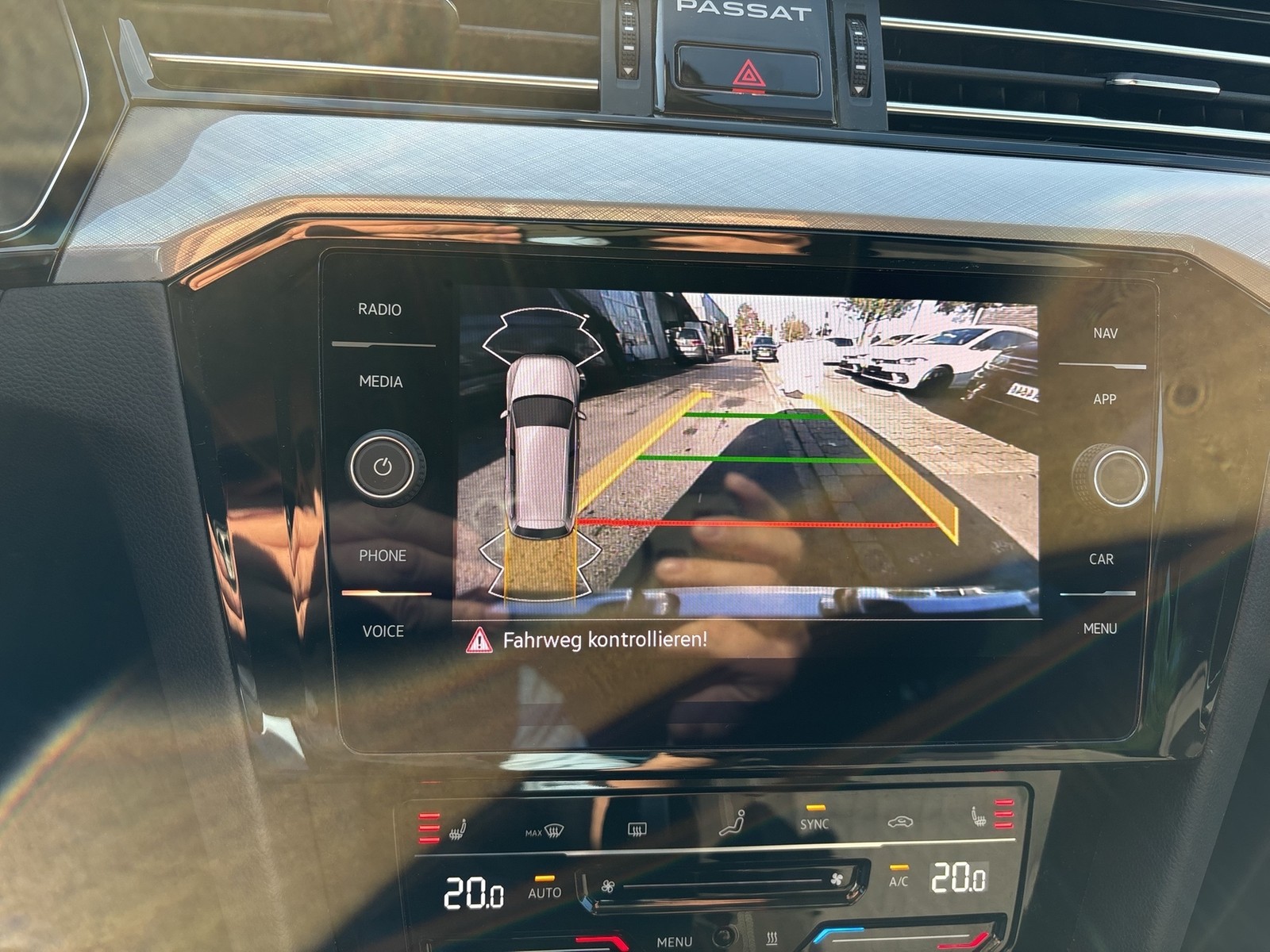 Volkswagen Passat Variant 2.0 BUSINESS STANDHZ CAM ACC NAVI