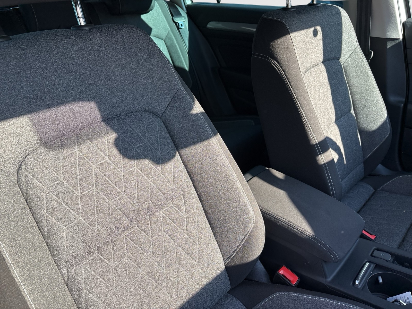 Volkswagen Passat Variant 2.0 BUSINESS STANDHZ CAM ACC NAVI