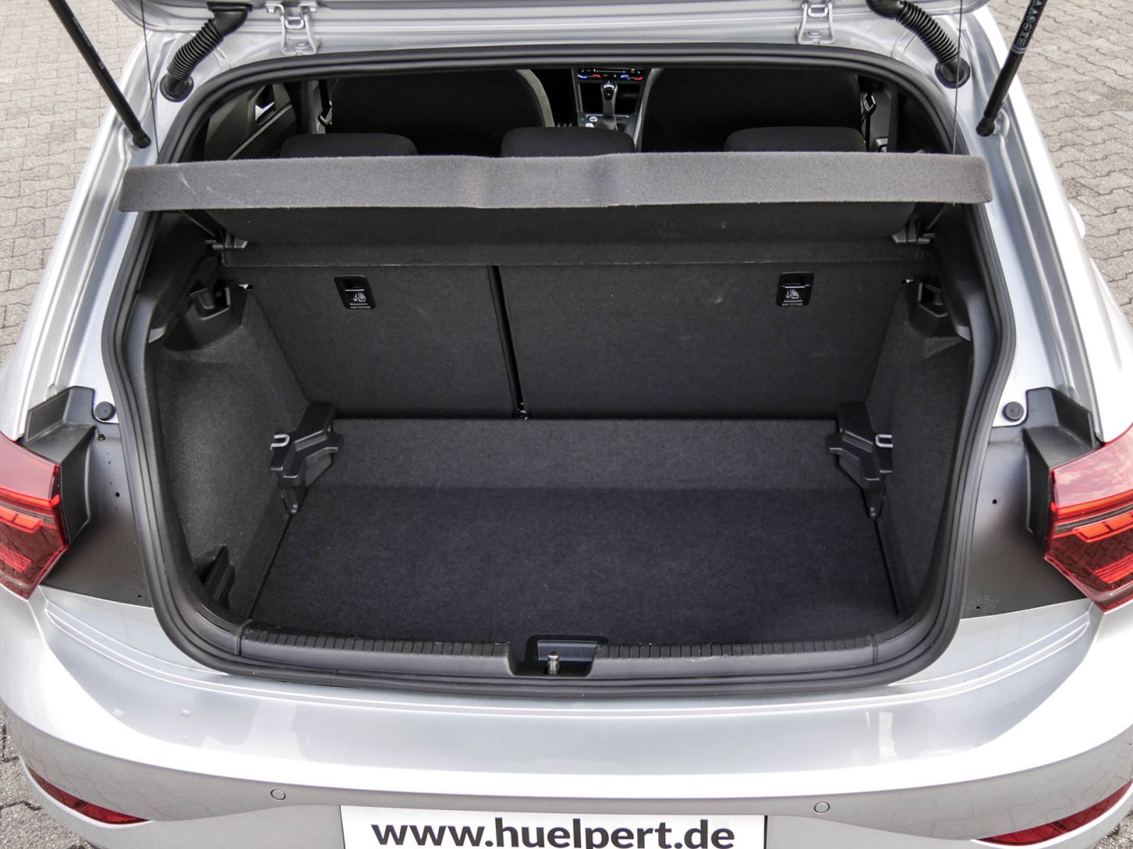 Volkswagen Polo 1.0 R-LINE DSG PANO CAM NAVI