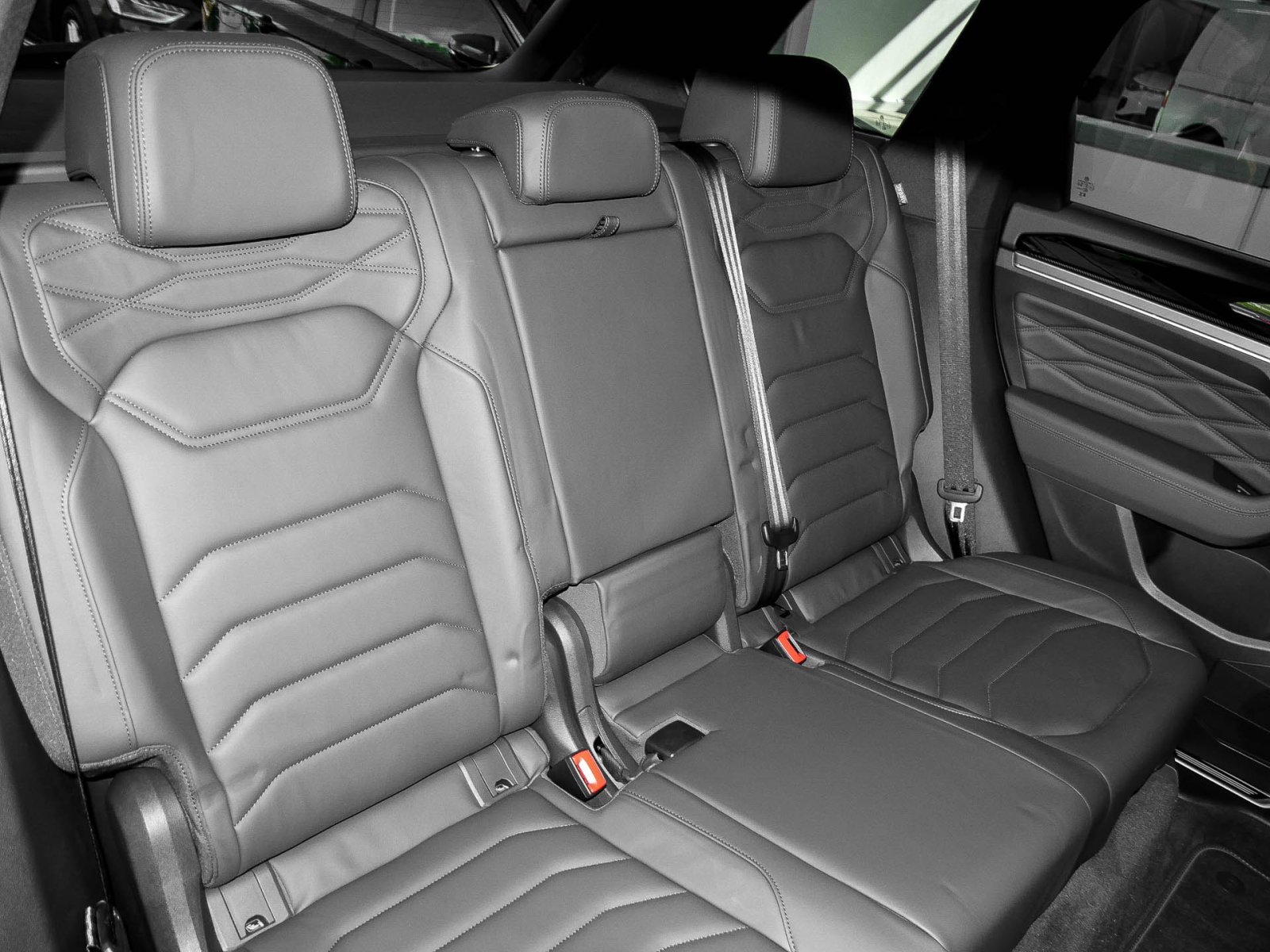 Volkswagen Touareg HYBRID R PANO AHK KAMERA HEAD-UP eKLAPPE