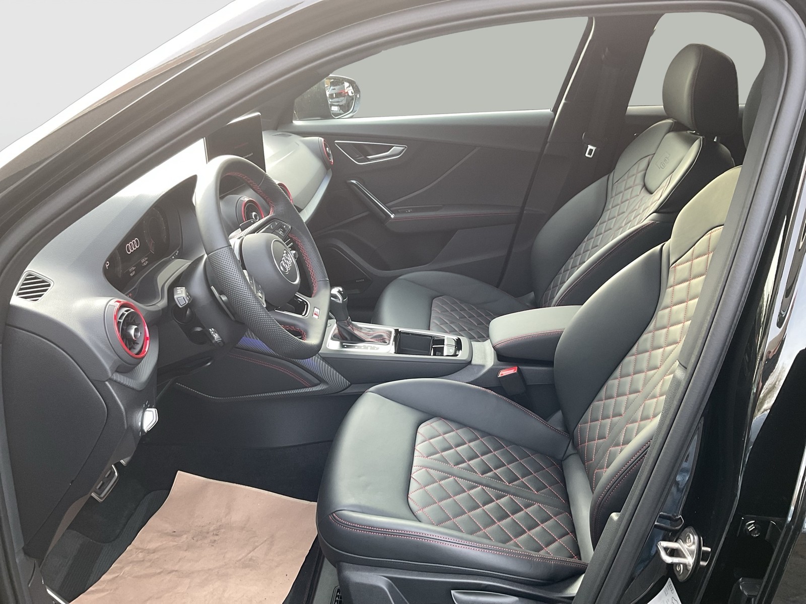 Audi Q2 35 S LINE AHK MATRIXLED VIRTUALCOCKPIT LM18