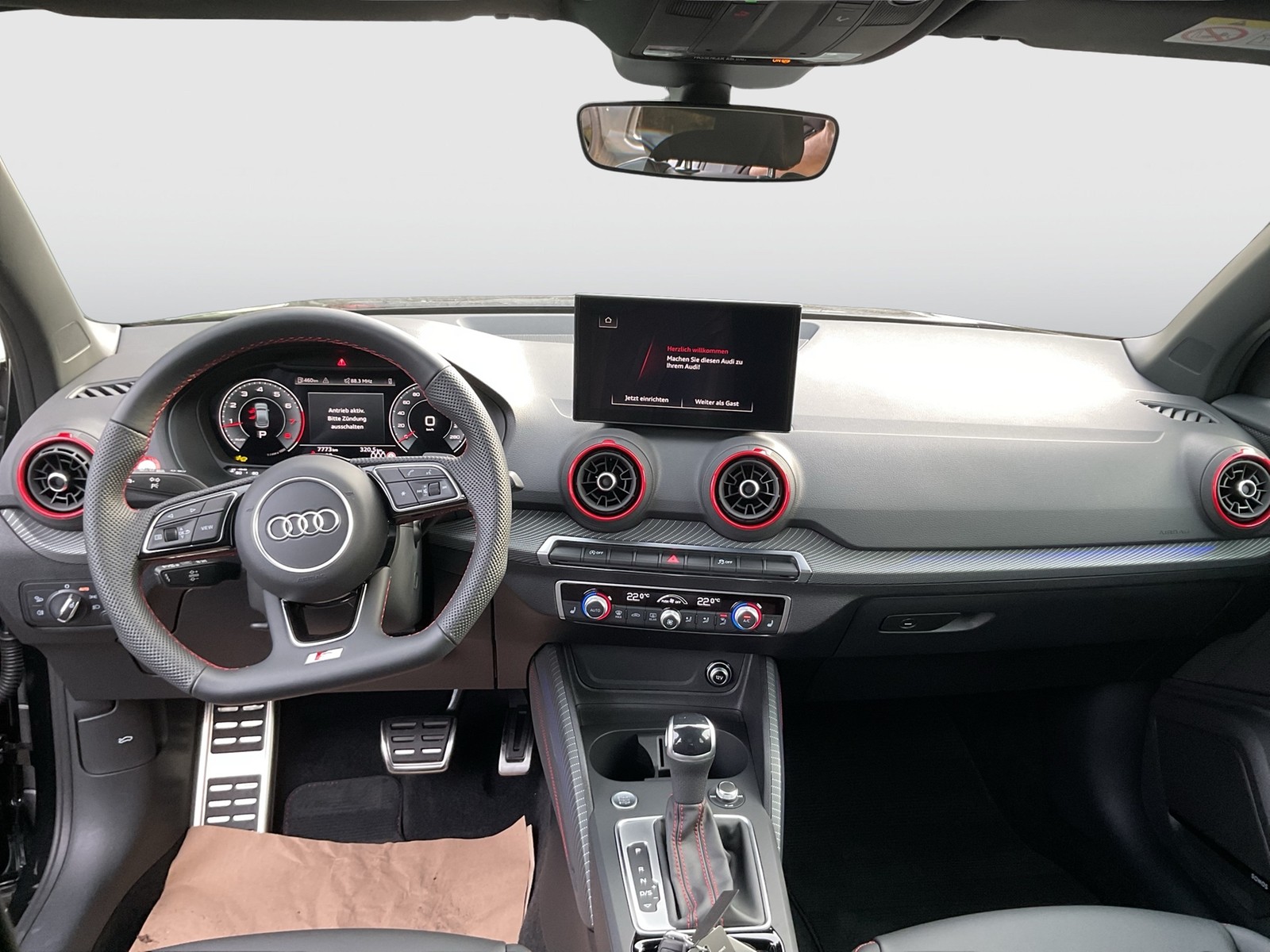 Audi Q2 35 S LINE AHK MATRIXLED VIRTUALCOCKPIT LM18