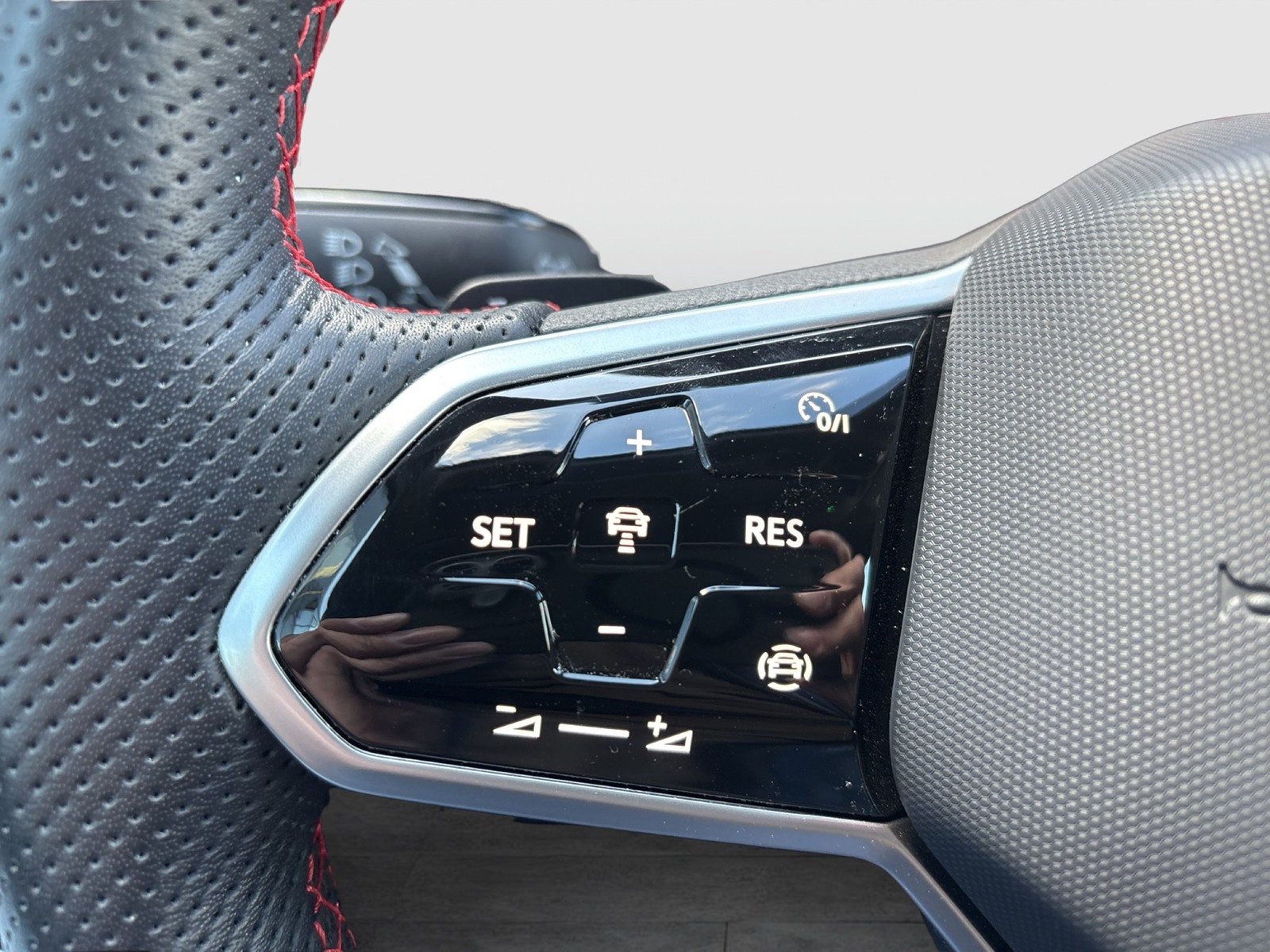 Volkswagen Golf 2.0 GTI BLACK STYLE KAMERA ALU18 NAVI MATRIX